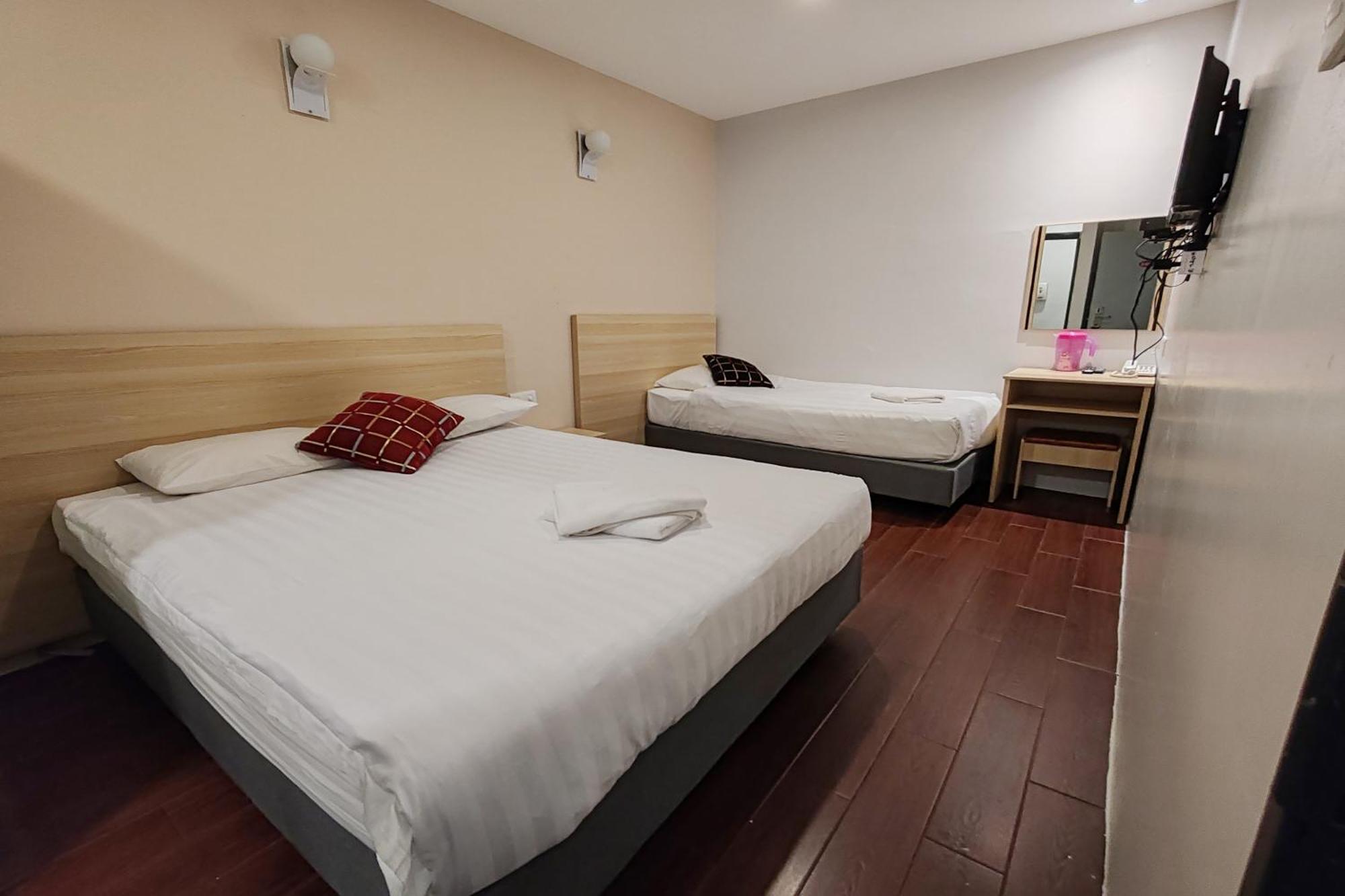 Triple Room