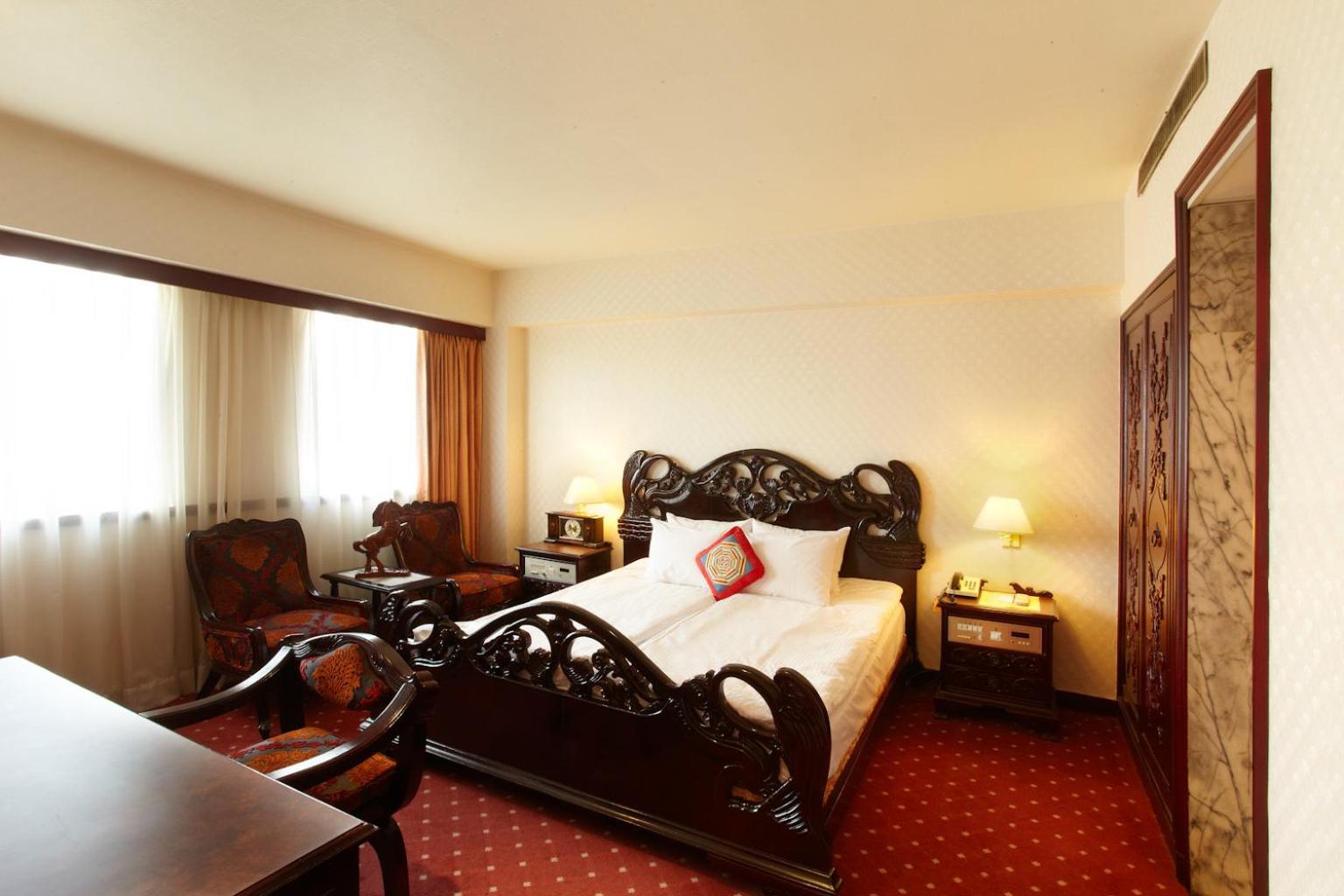 King Suite