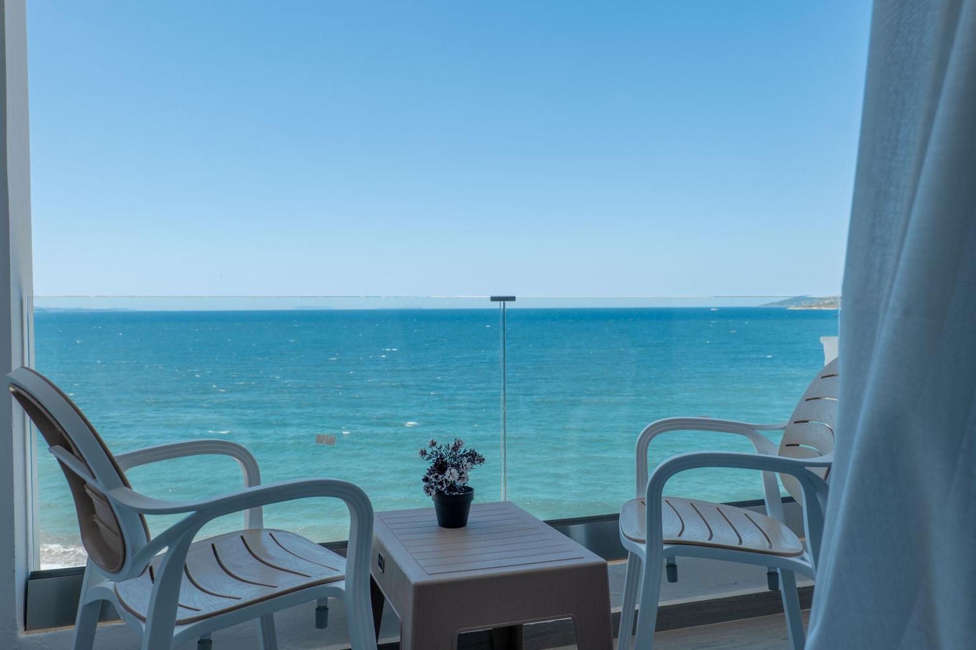 Superior Triple Room with Sea View