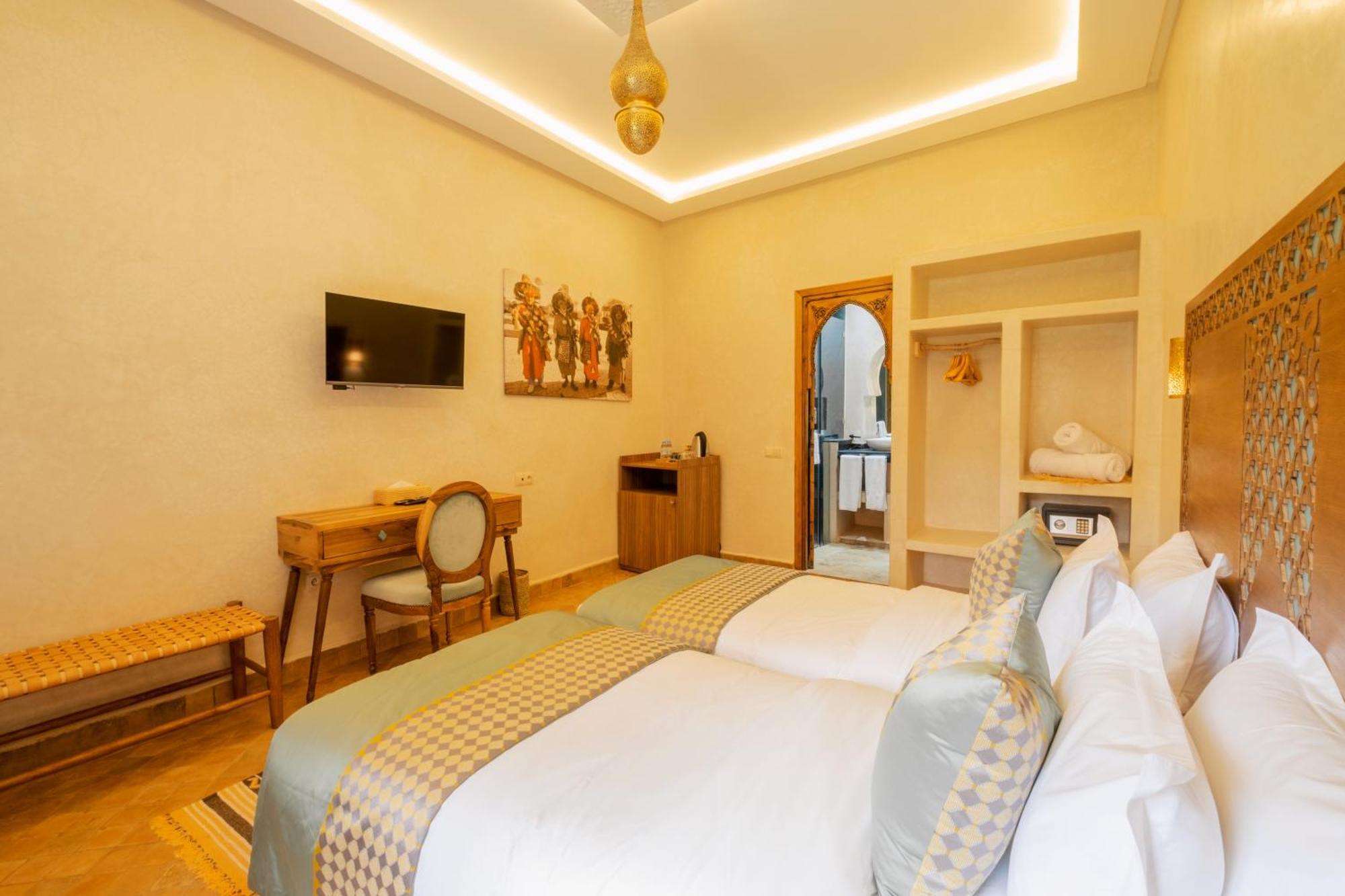 Superior Twin Room with Garden View