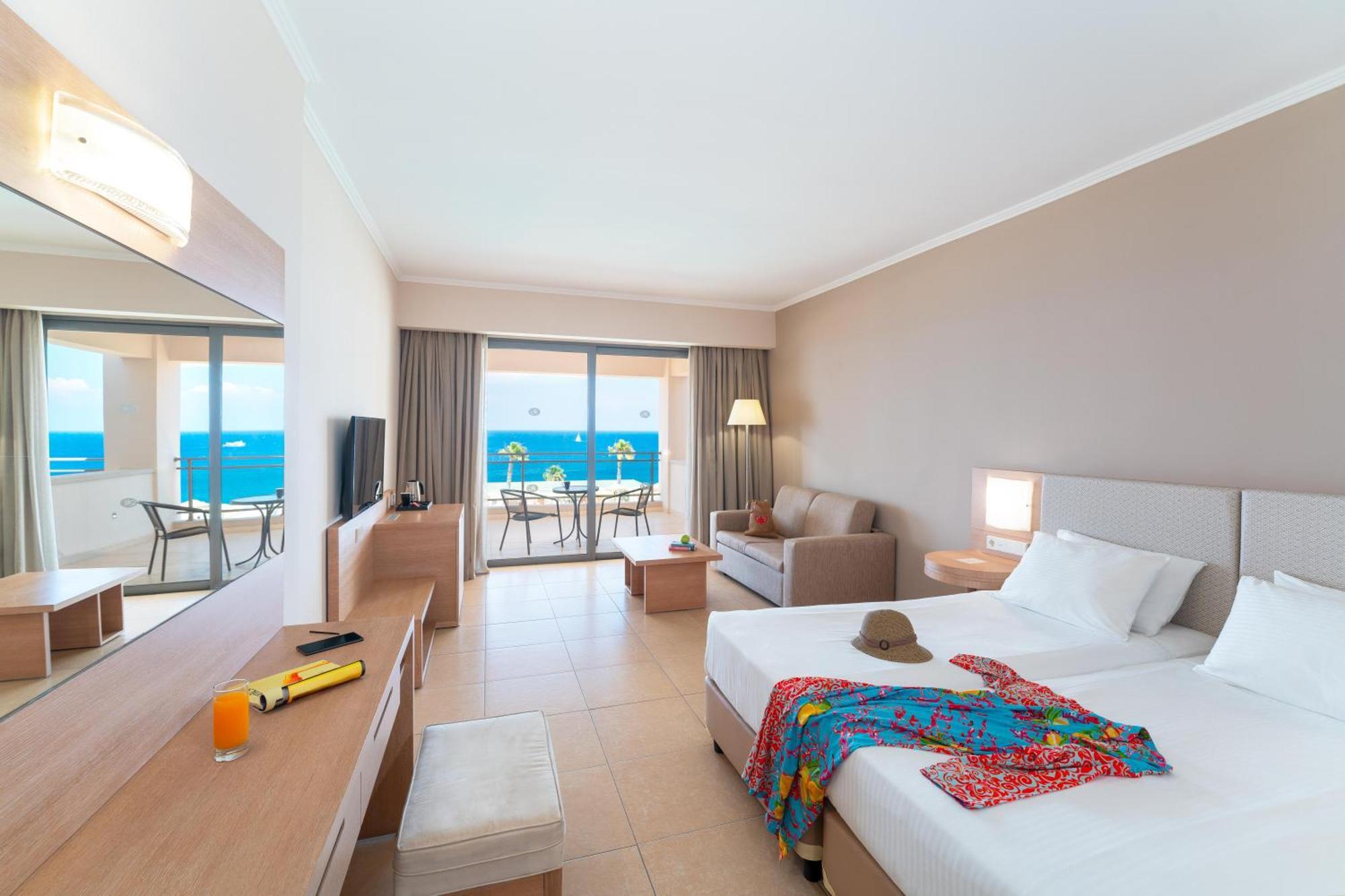 Superior Twin Room with Sea View