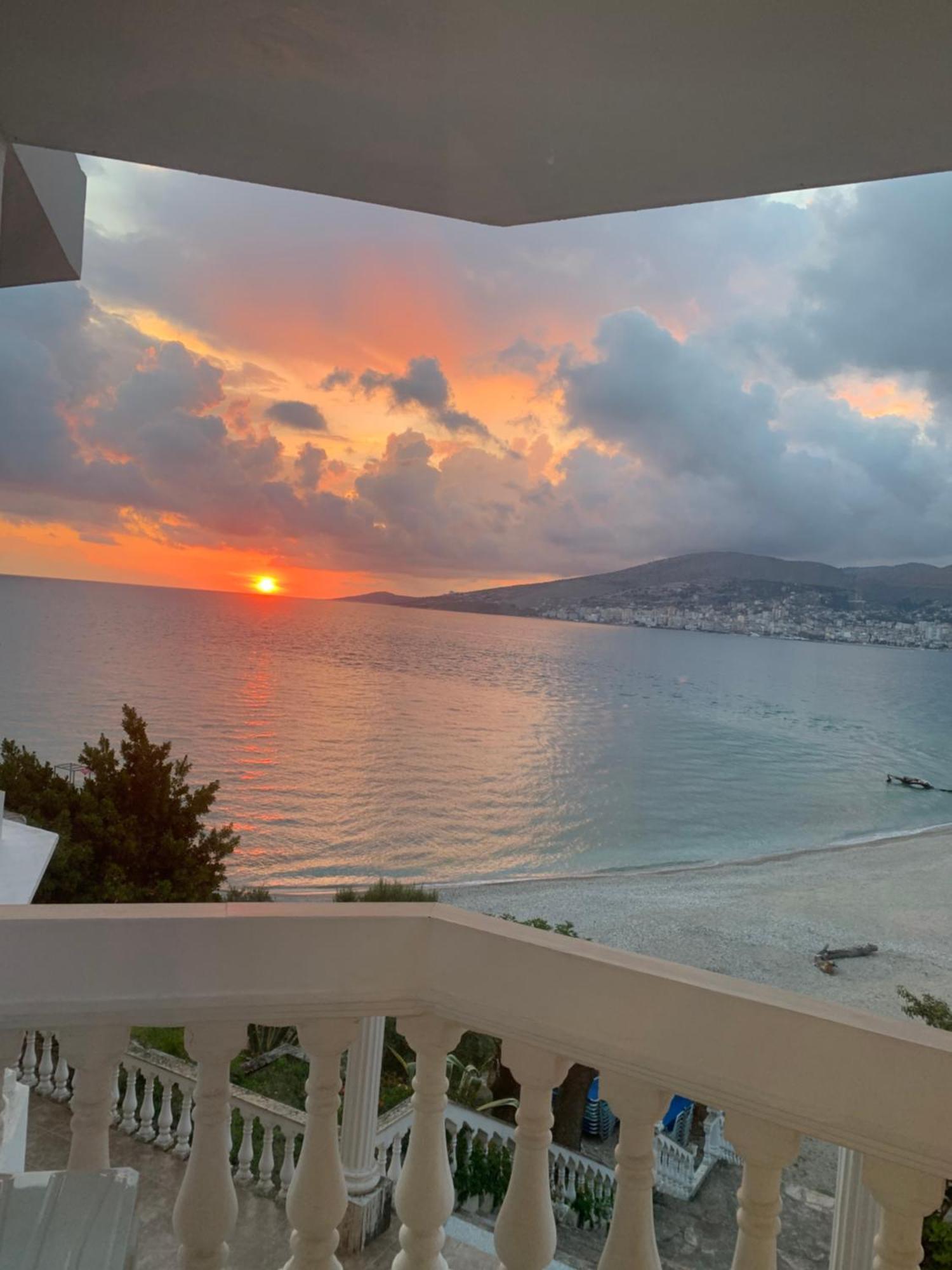 Double or Twin Room with Sea View