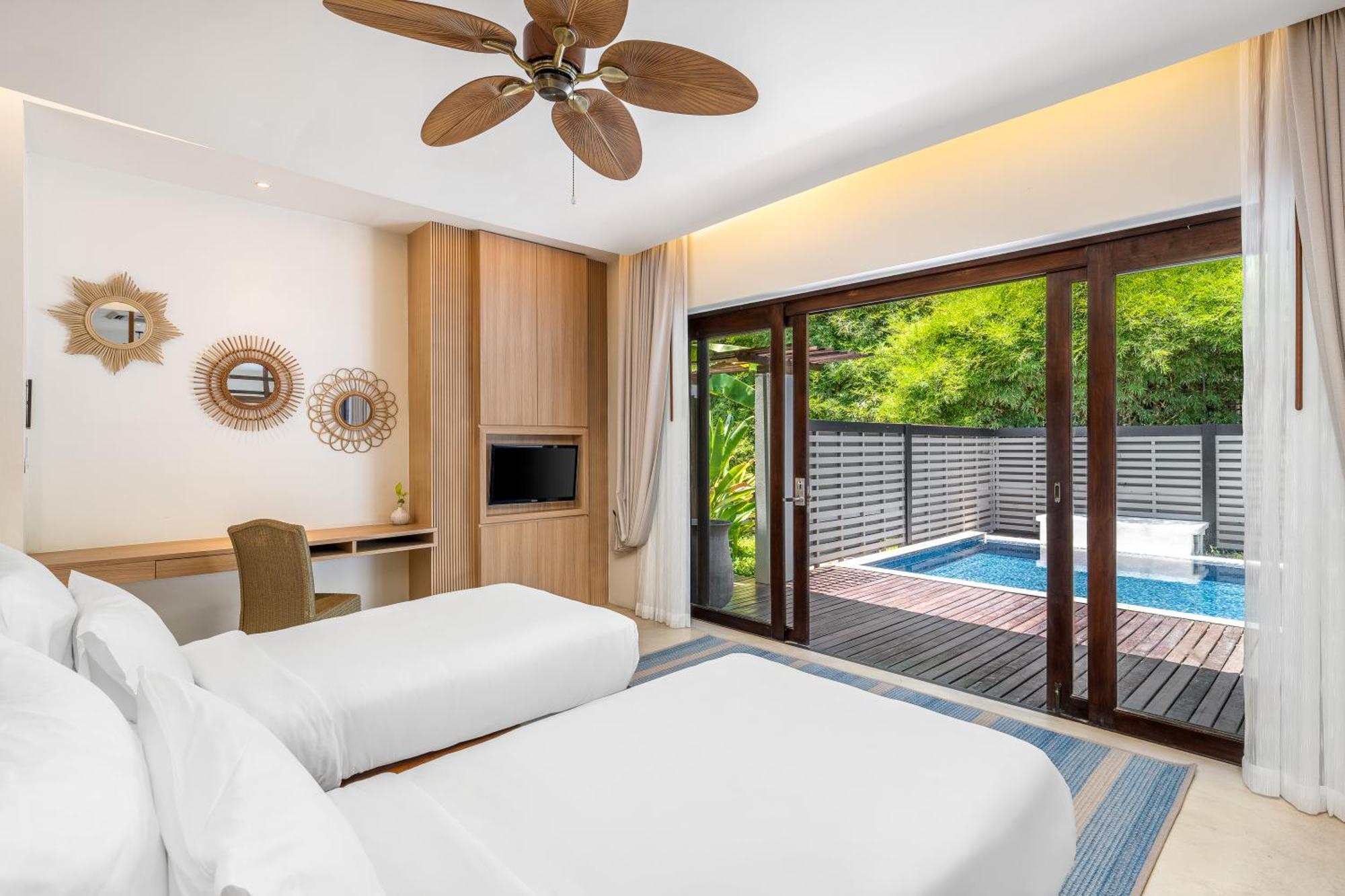 Deluxe Pool Villa