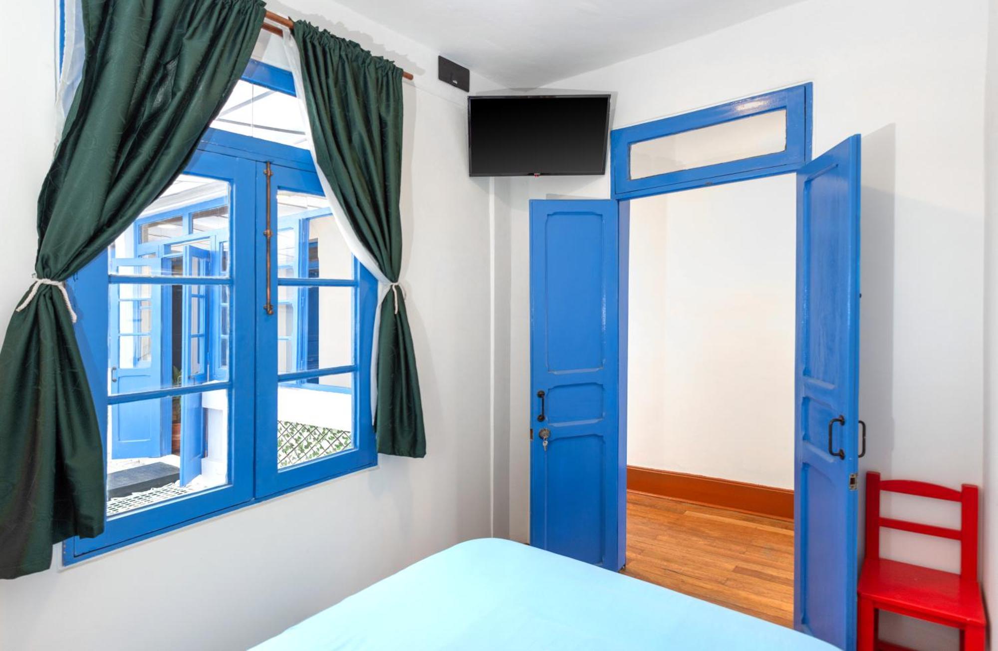 Double Room with Shared Bathroom