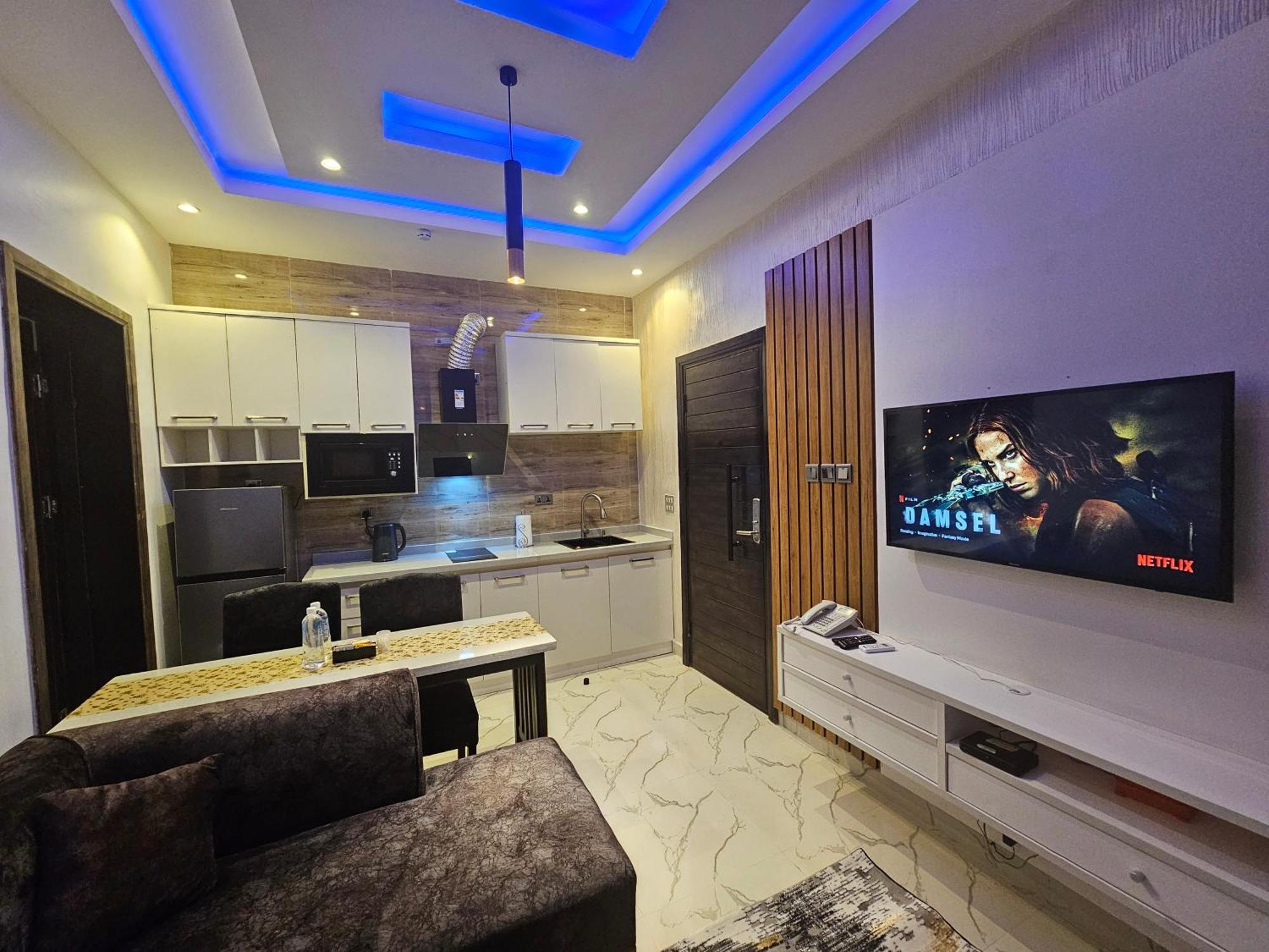 One-Bedroom Apartment
