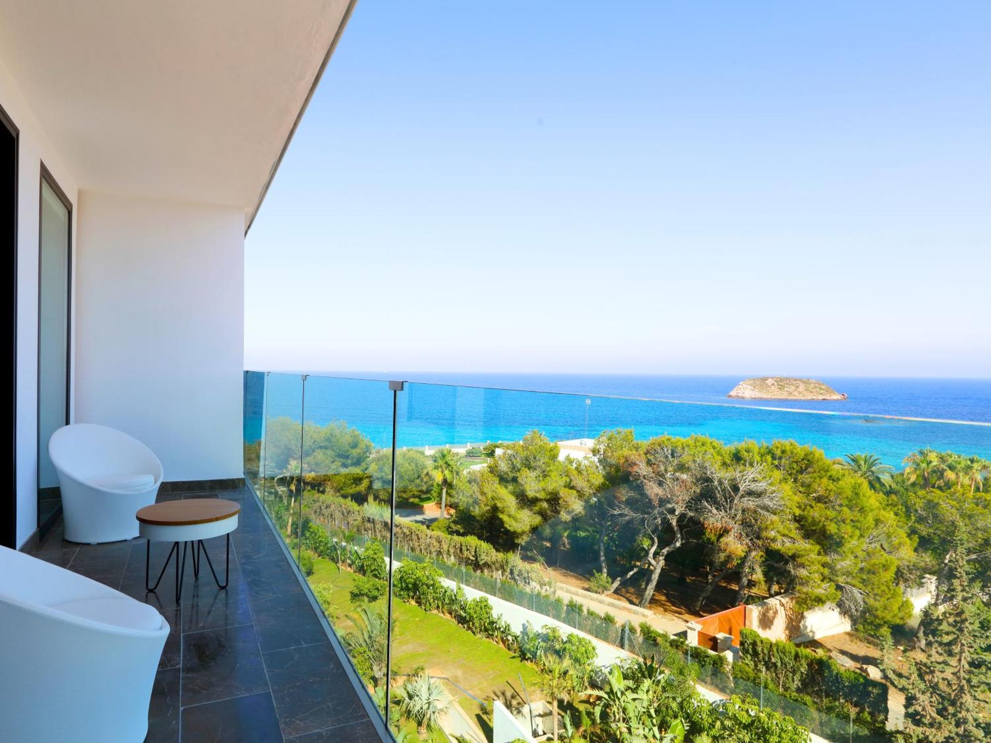 Suite with Sea View
