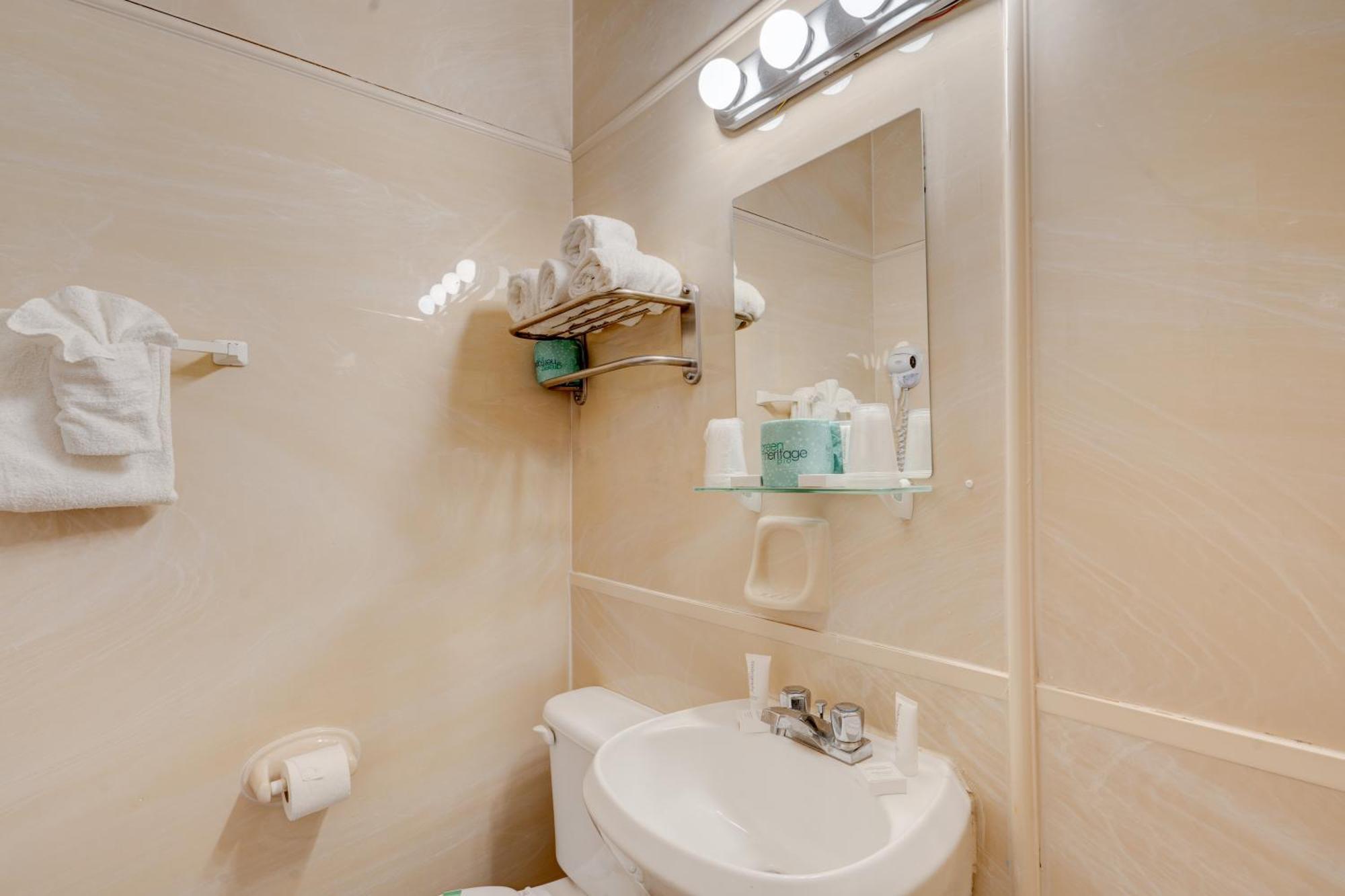Standard Double Room (3 Adults)