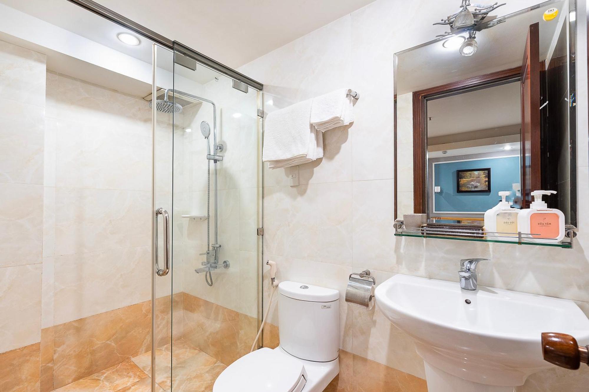 Deluxe Double Room with City View