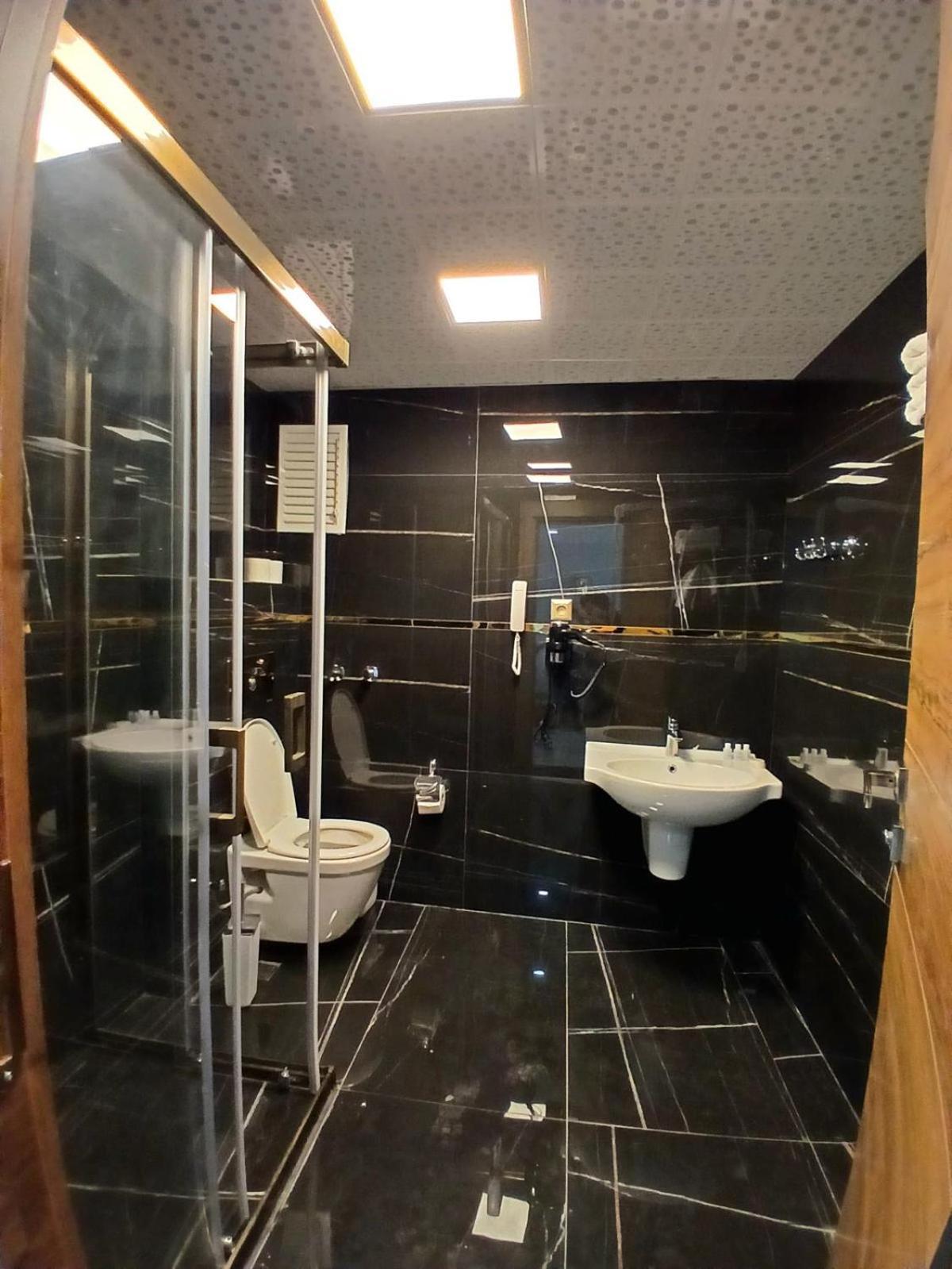 Deluxe Double or Twin Room with Balcony