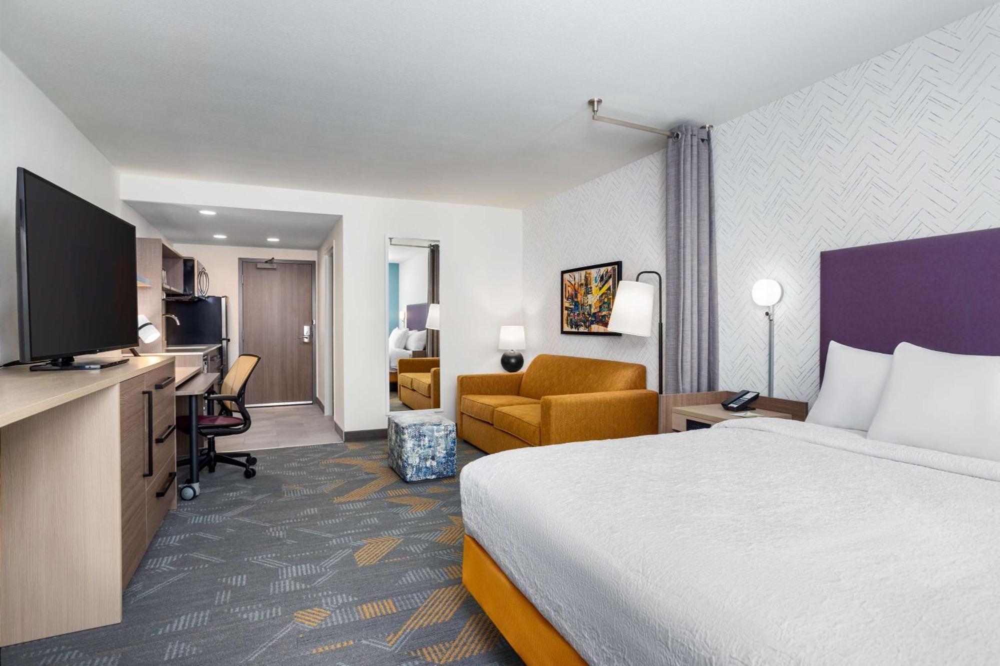 King Studio Suite