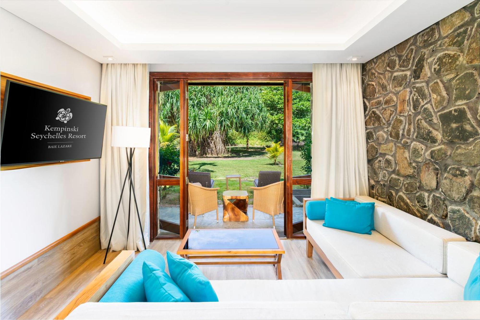 Superior Hill View Twin Room