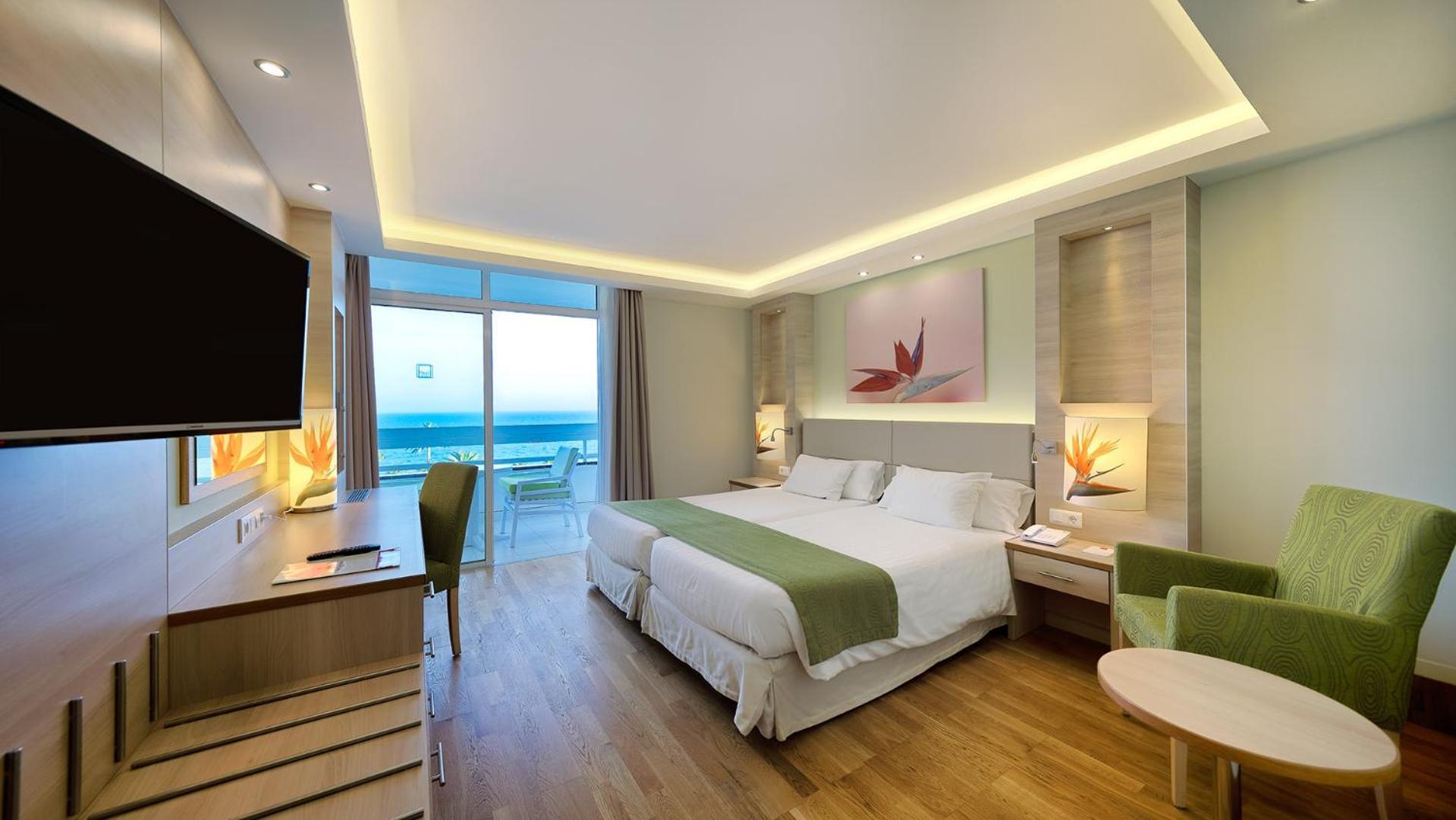 Double Room with Balcony and Sea View