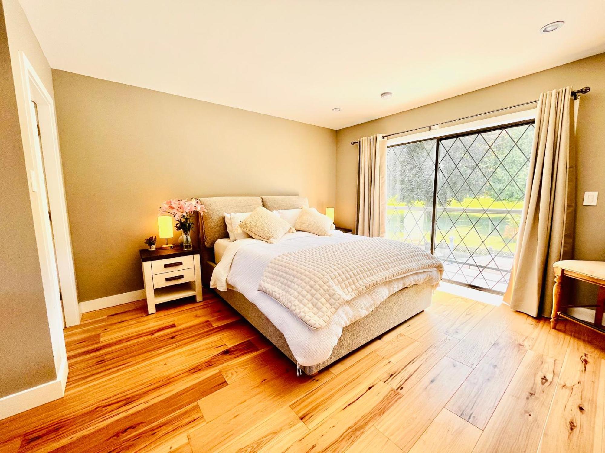 Double Room with Balcony and Sea View