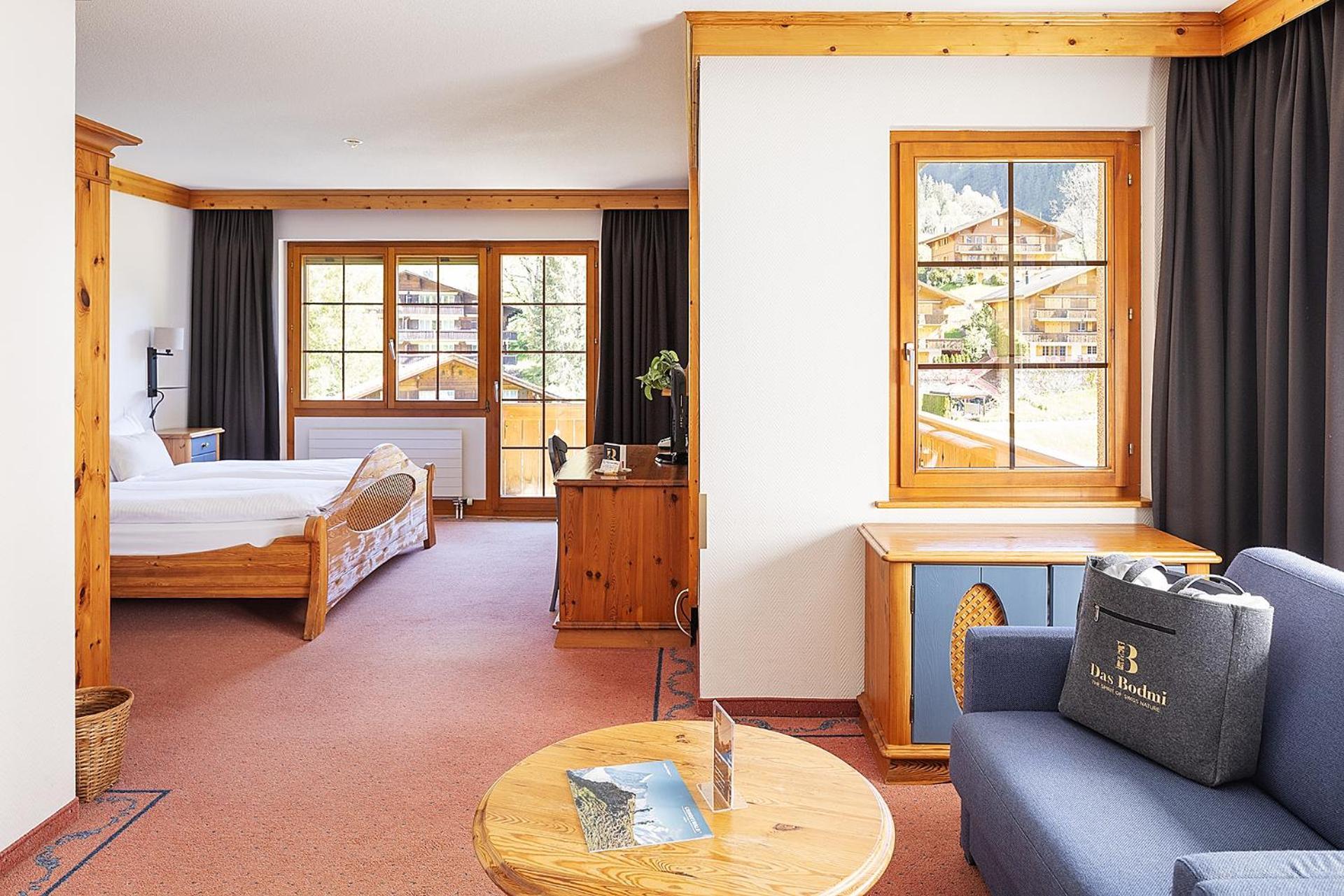 Junior Suite with Yard View