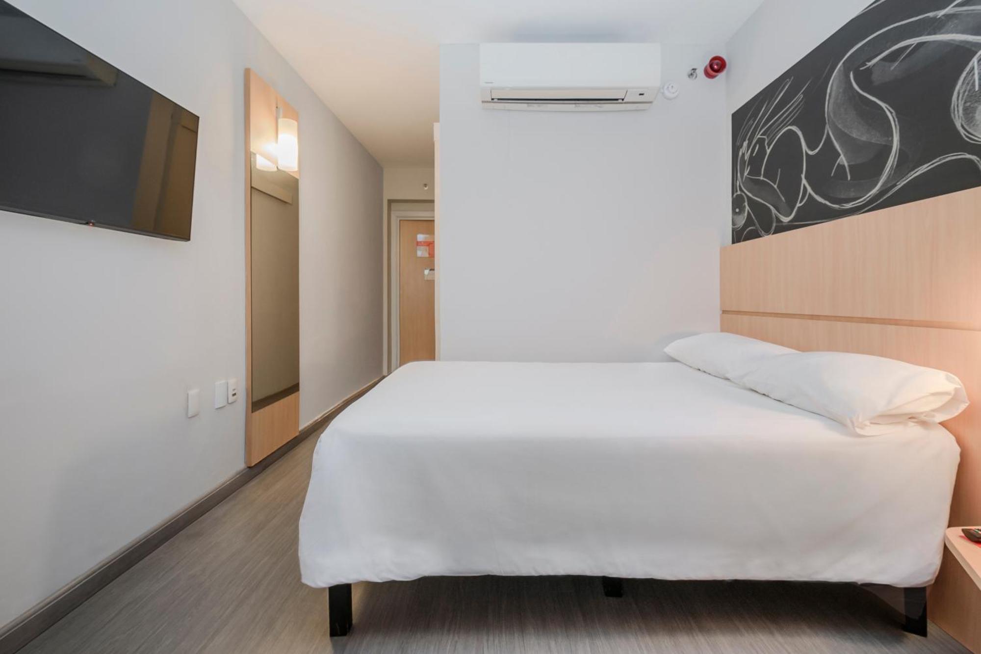 Standard Double Room - Disability Access