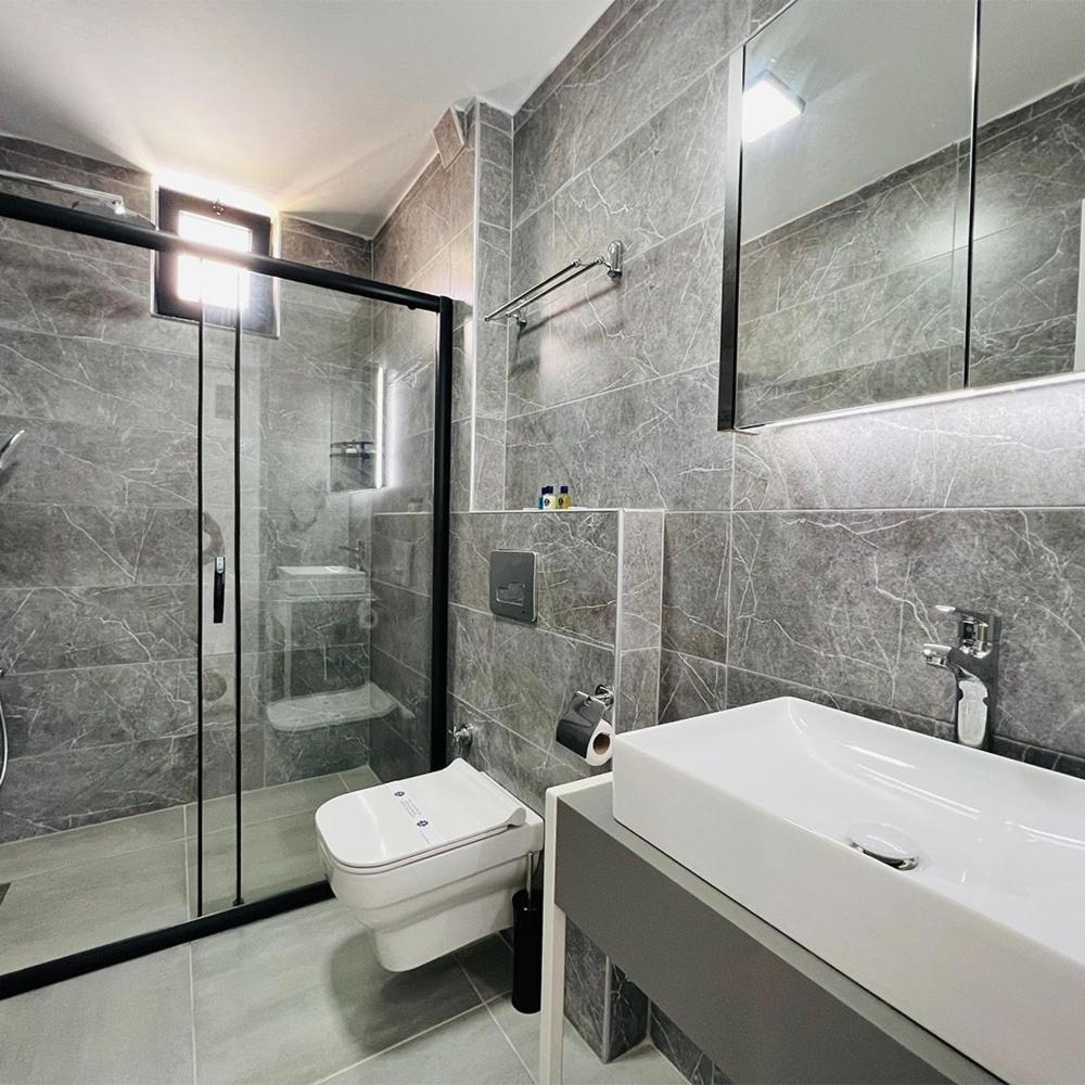 Standard Suite