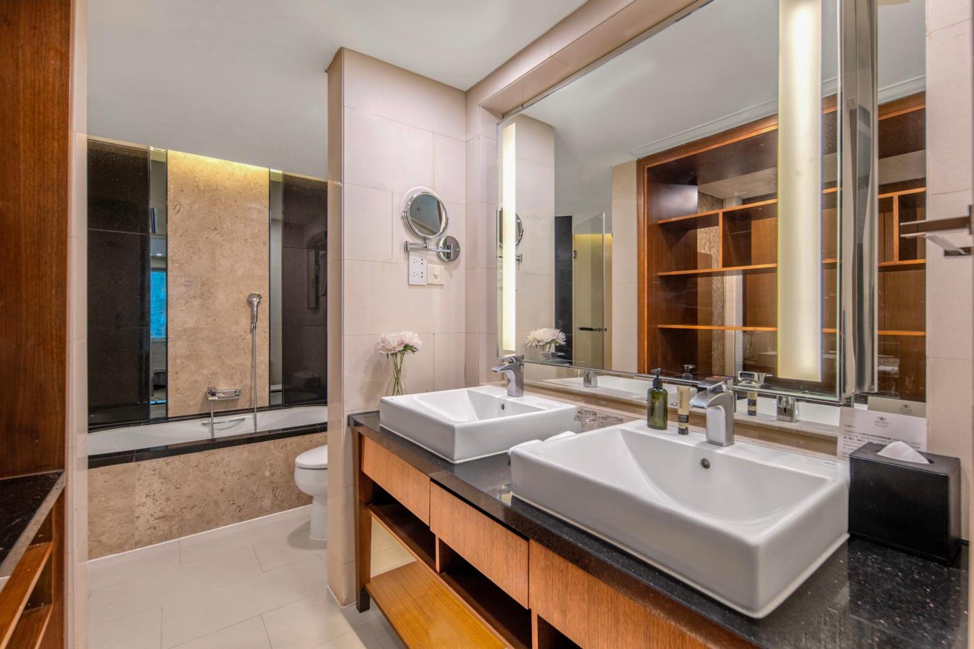 Two-Bedroom Premier