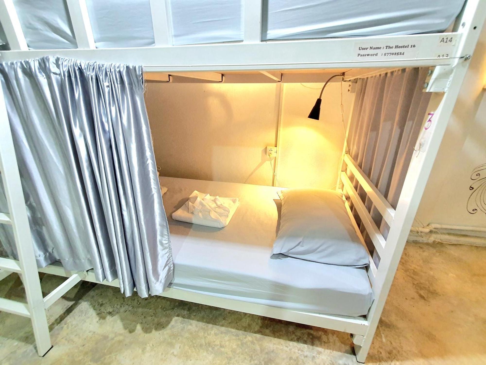 Standard Family Room with Shared Bathroom