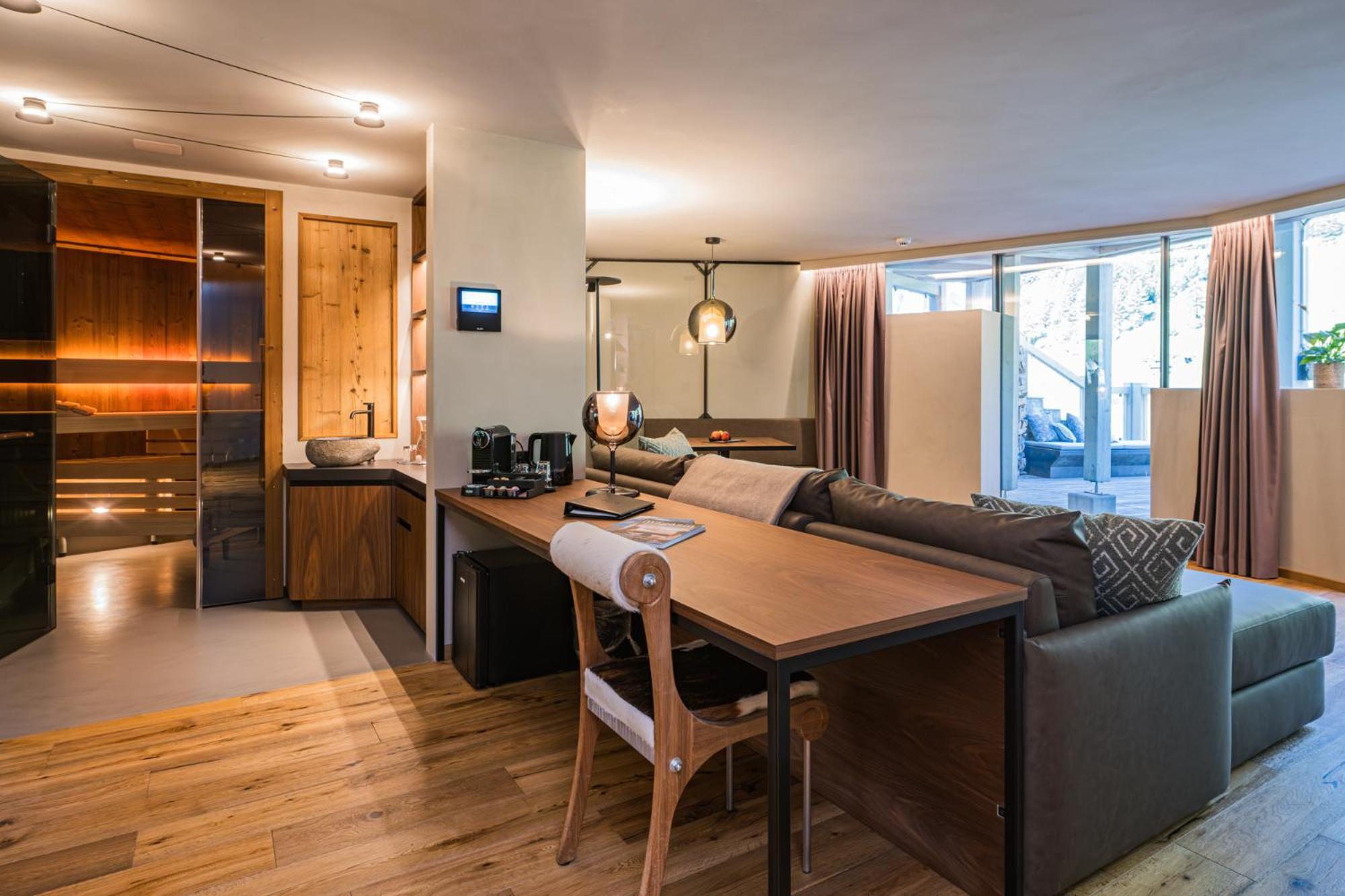 Suite with Sauna