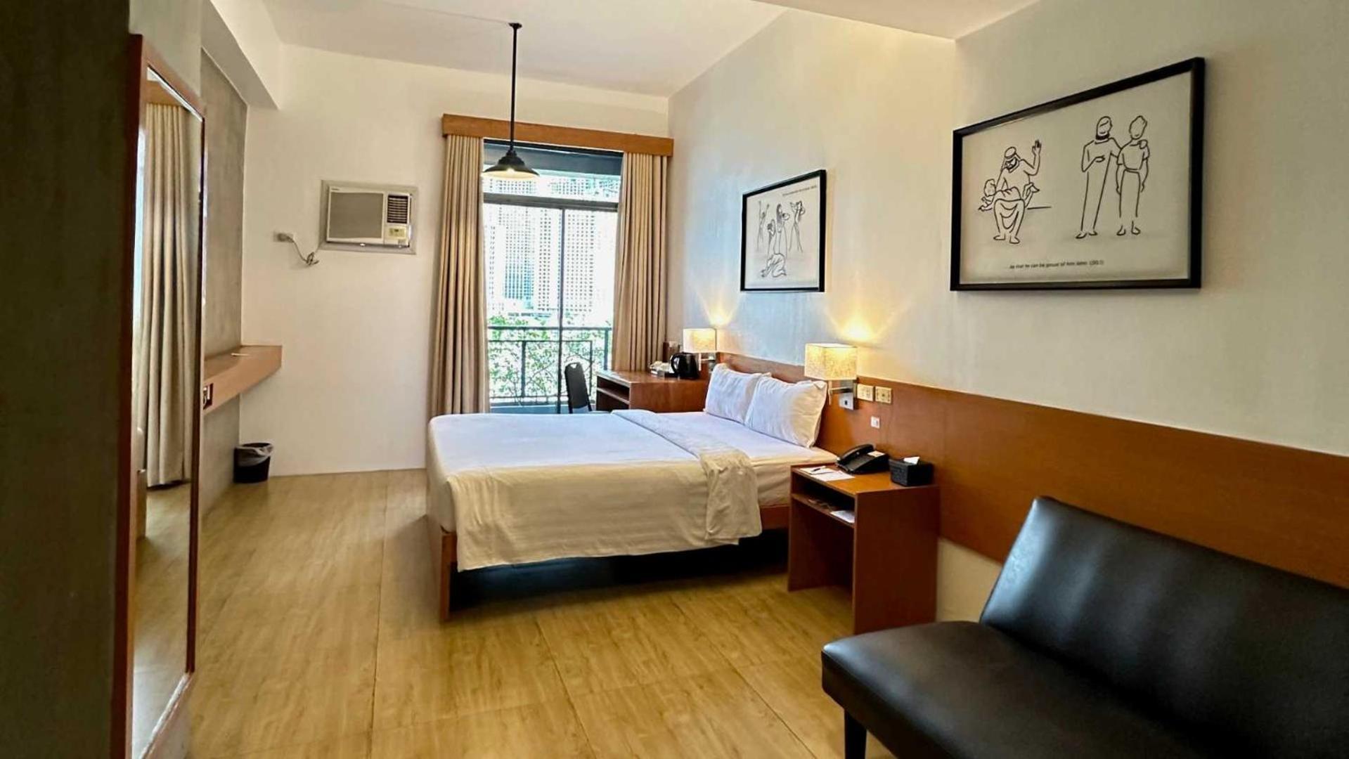 Executive Room