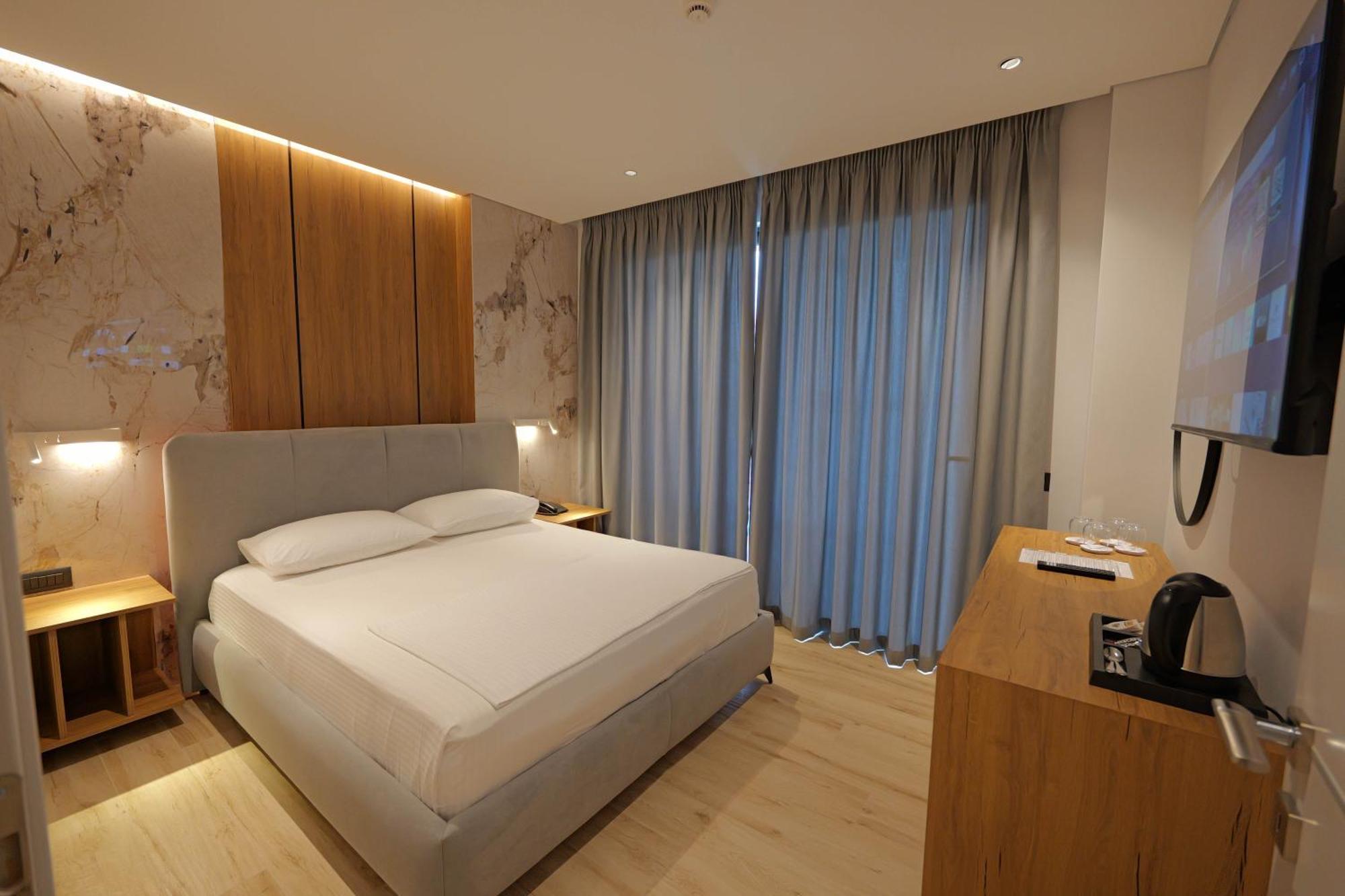 Deluxe Double Room with Sea View