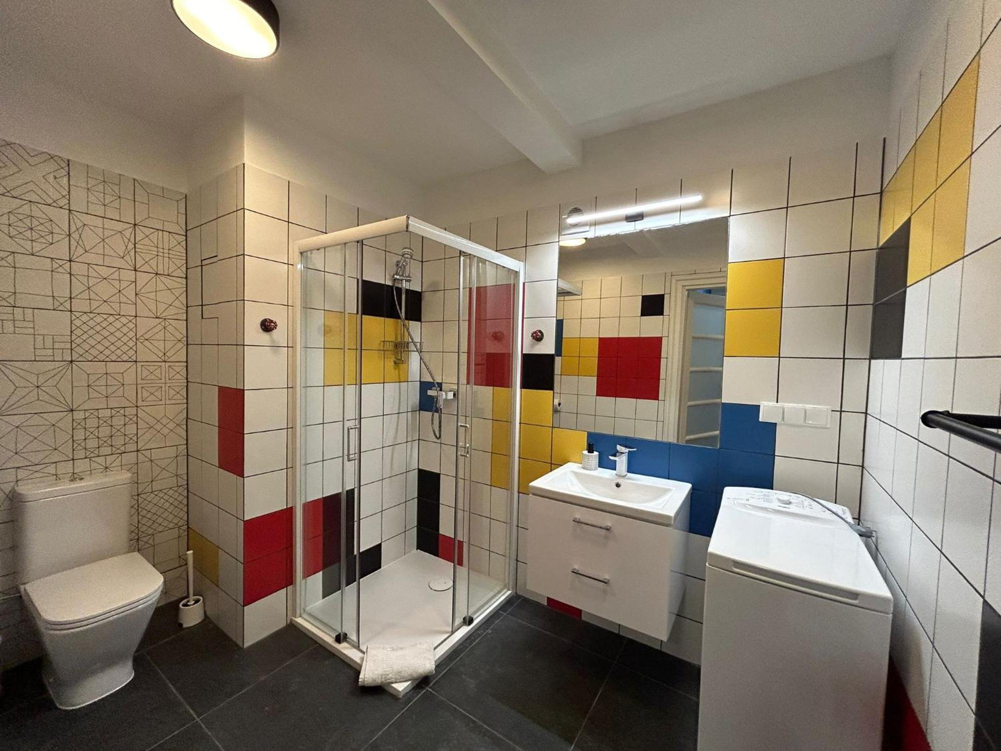 One-Bedroom Family Apartment