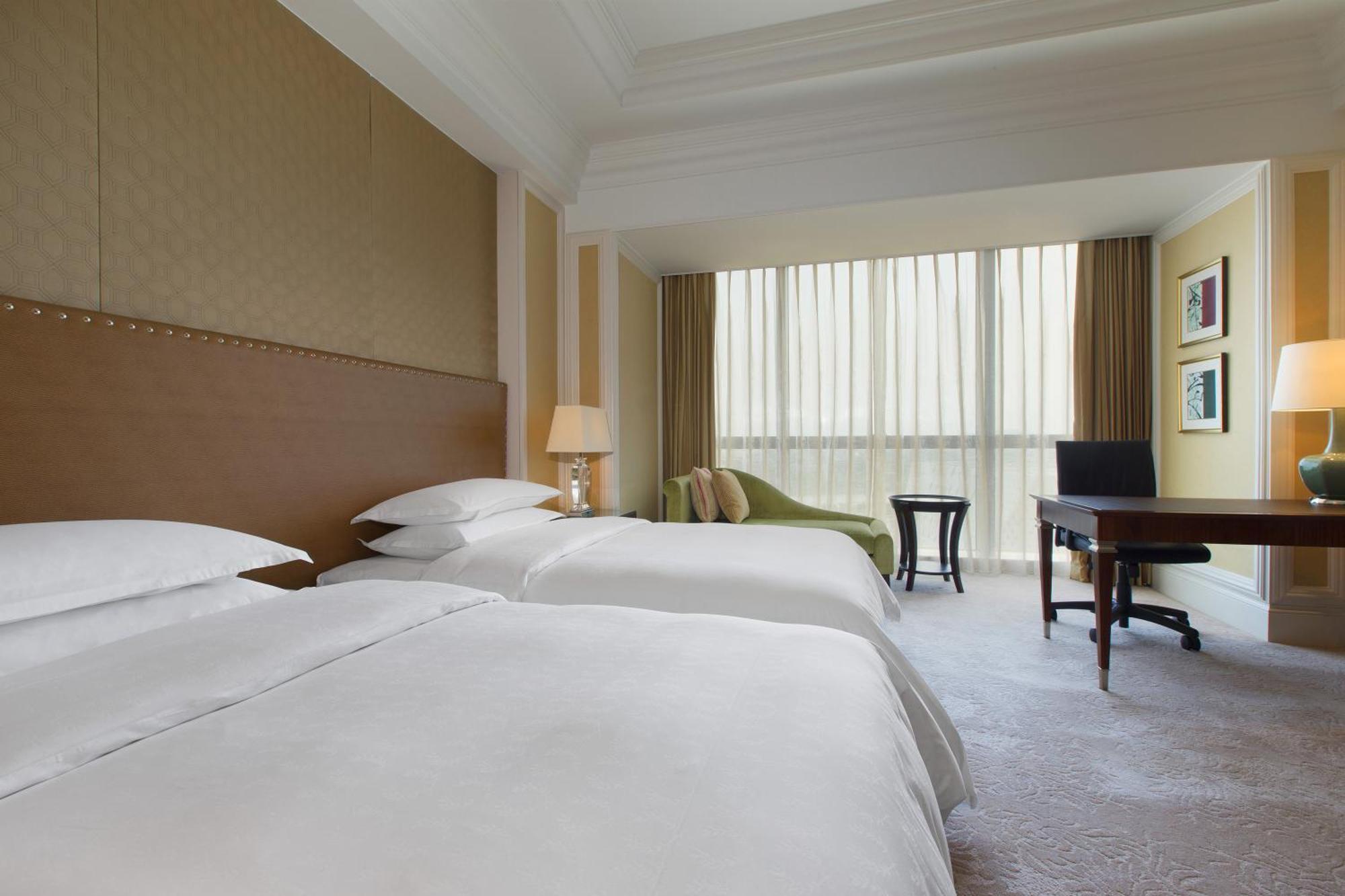 Premier Twin Room