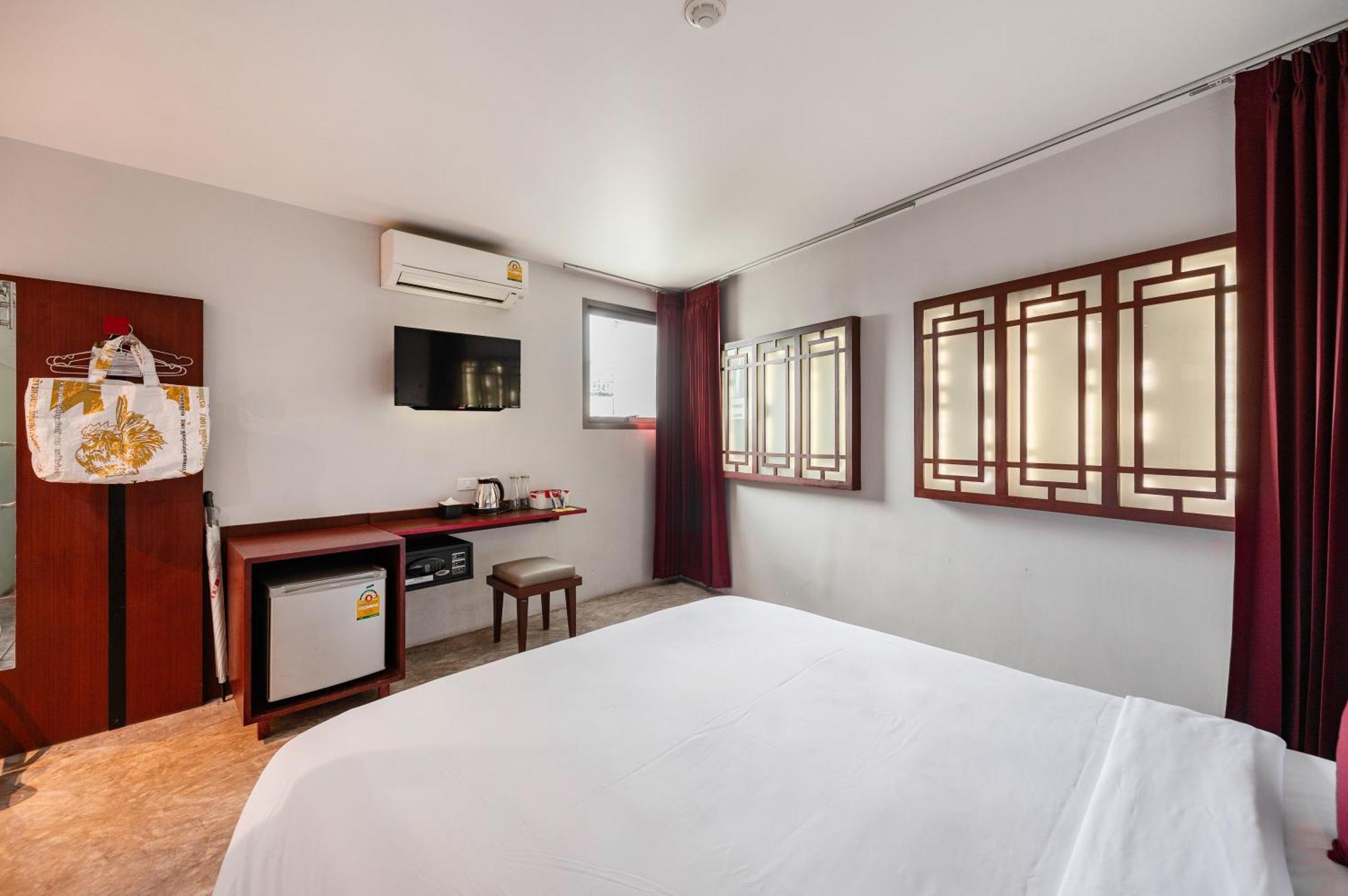 Standard Room (No Window)
