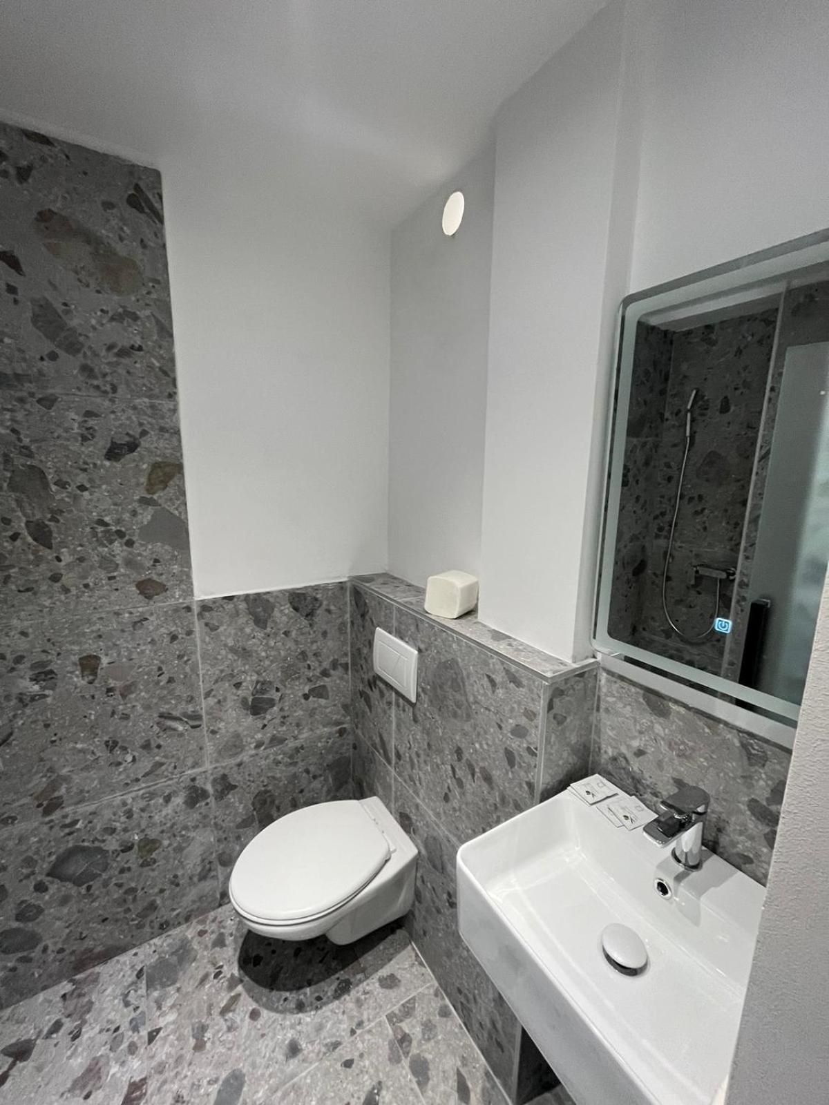 Economy Single Room