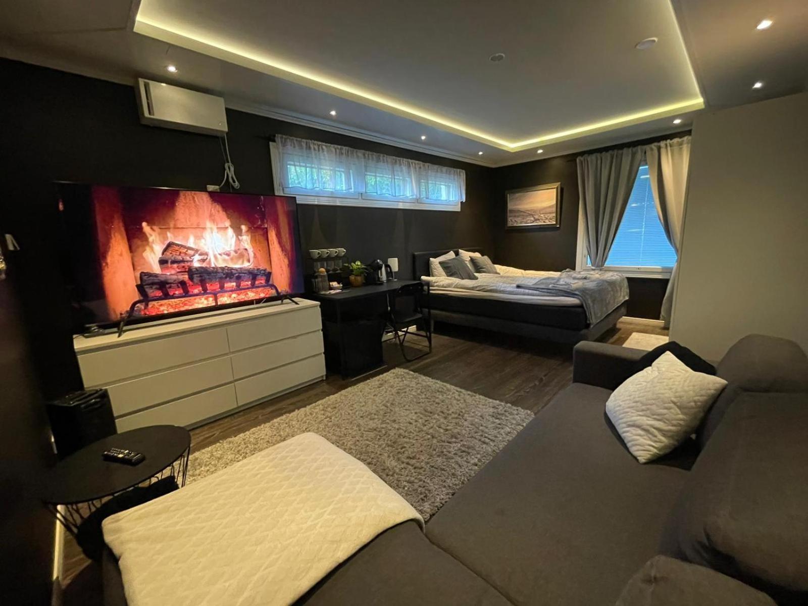 Large Double Room