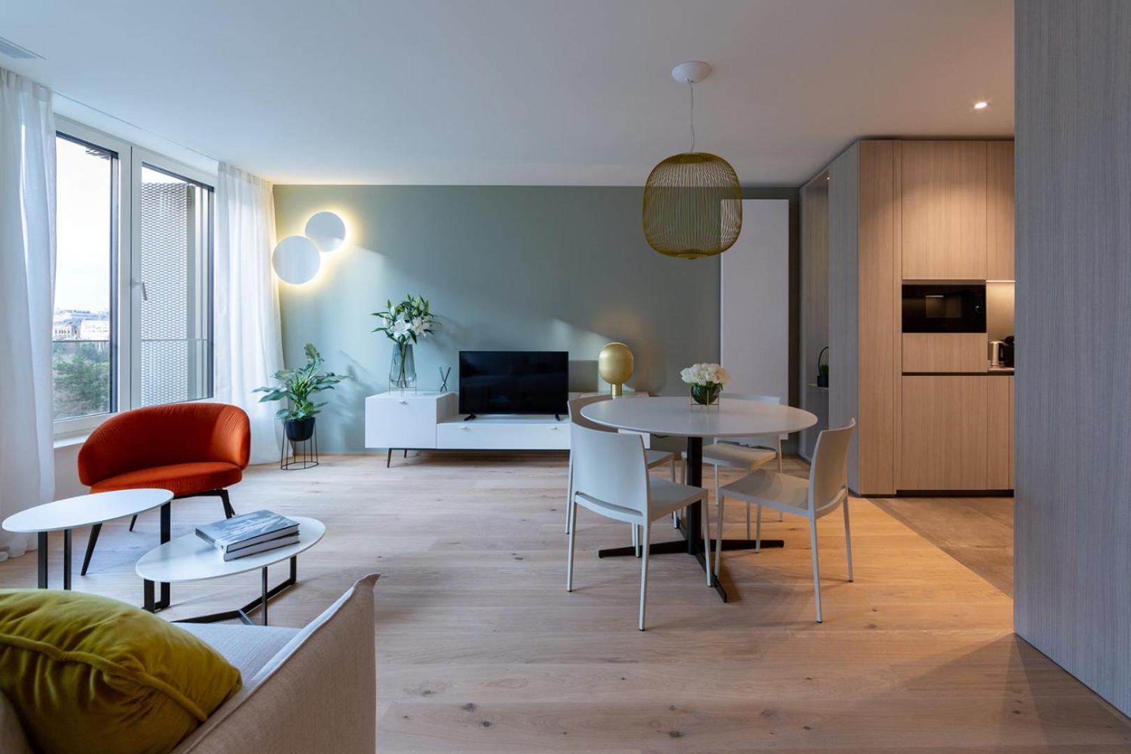 Two-Bedroom Premier Apartment