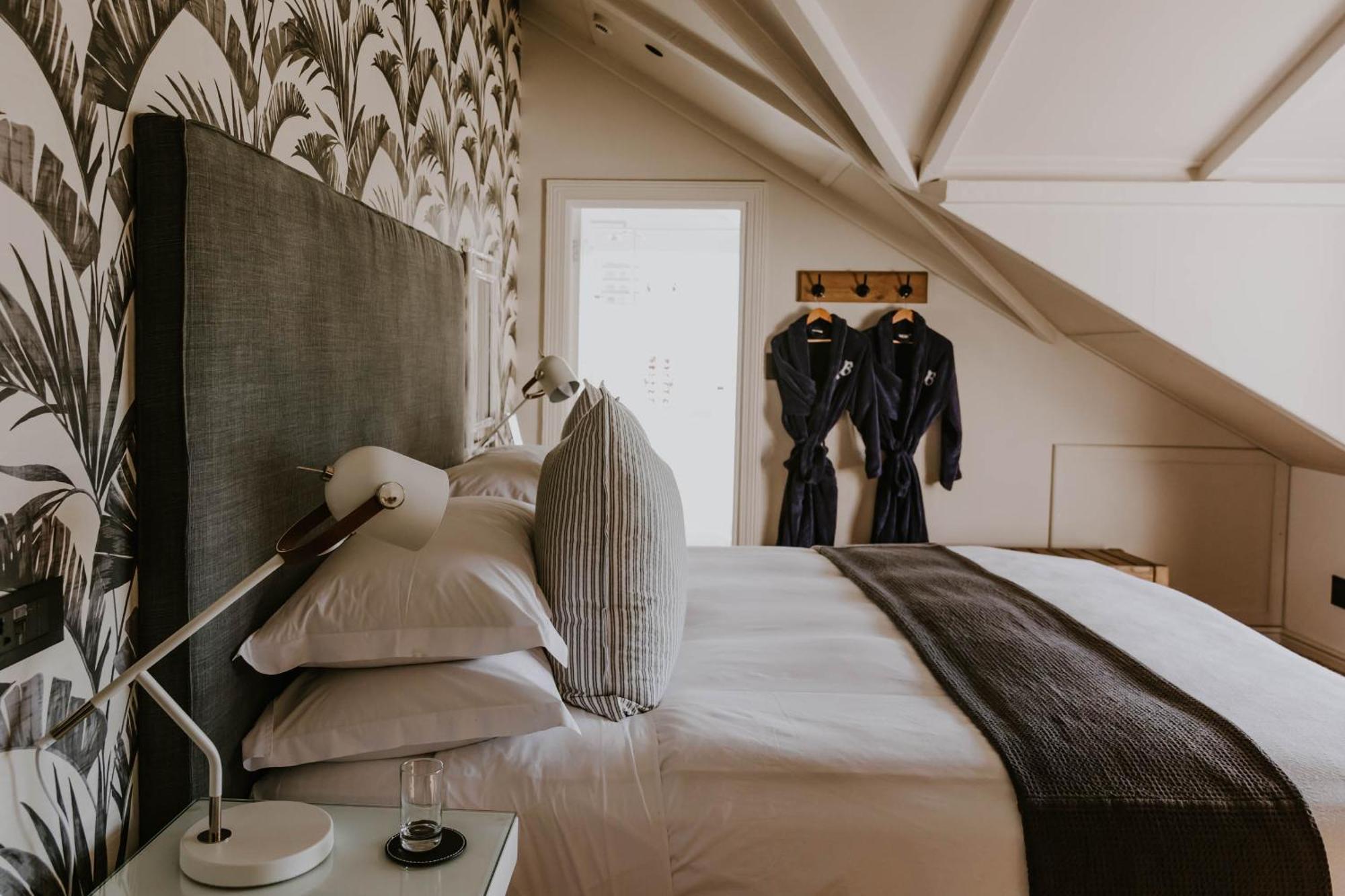 King Room with Balcony