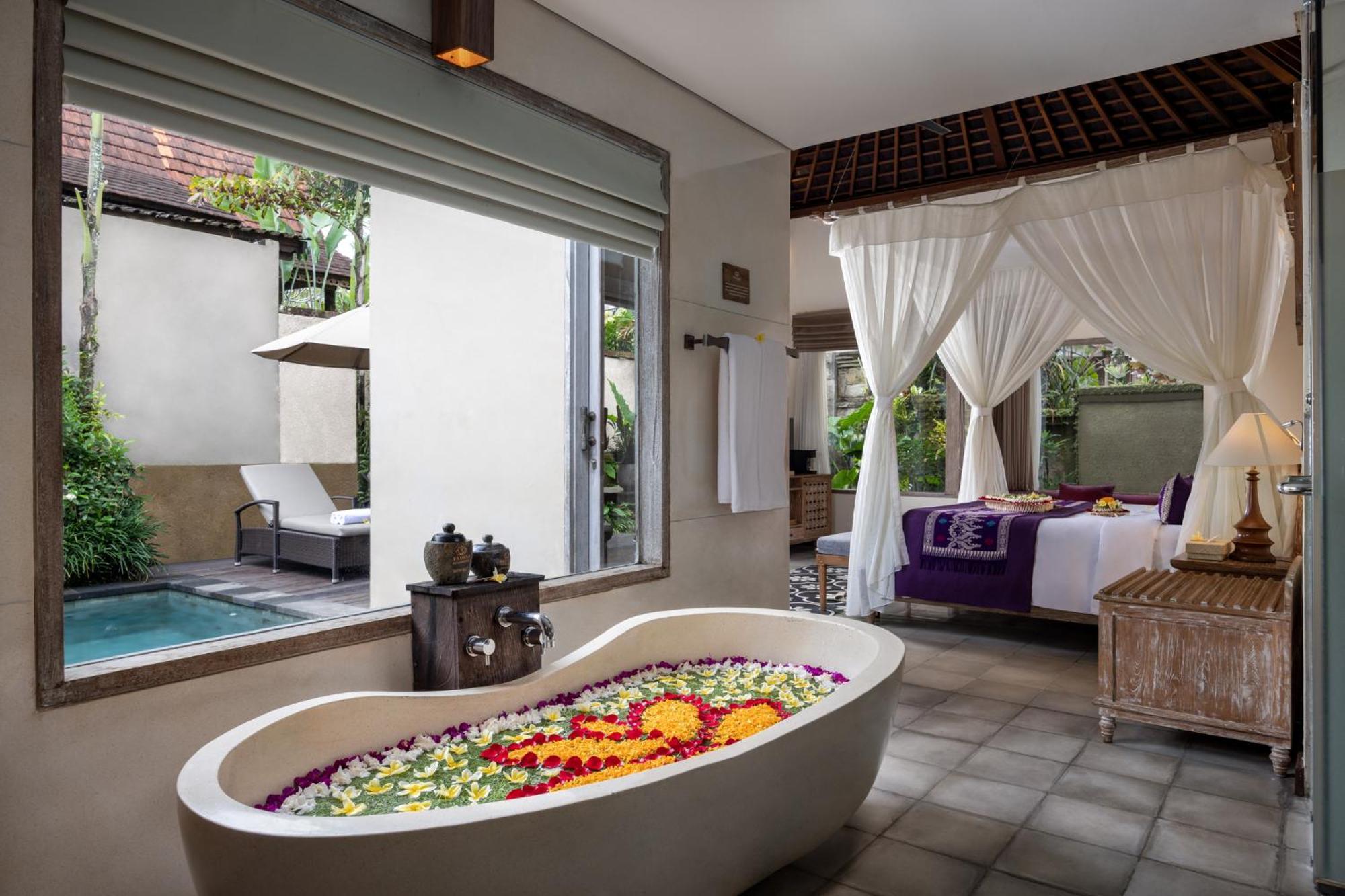 One-Bedroom Pool Villa with Free Benefit