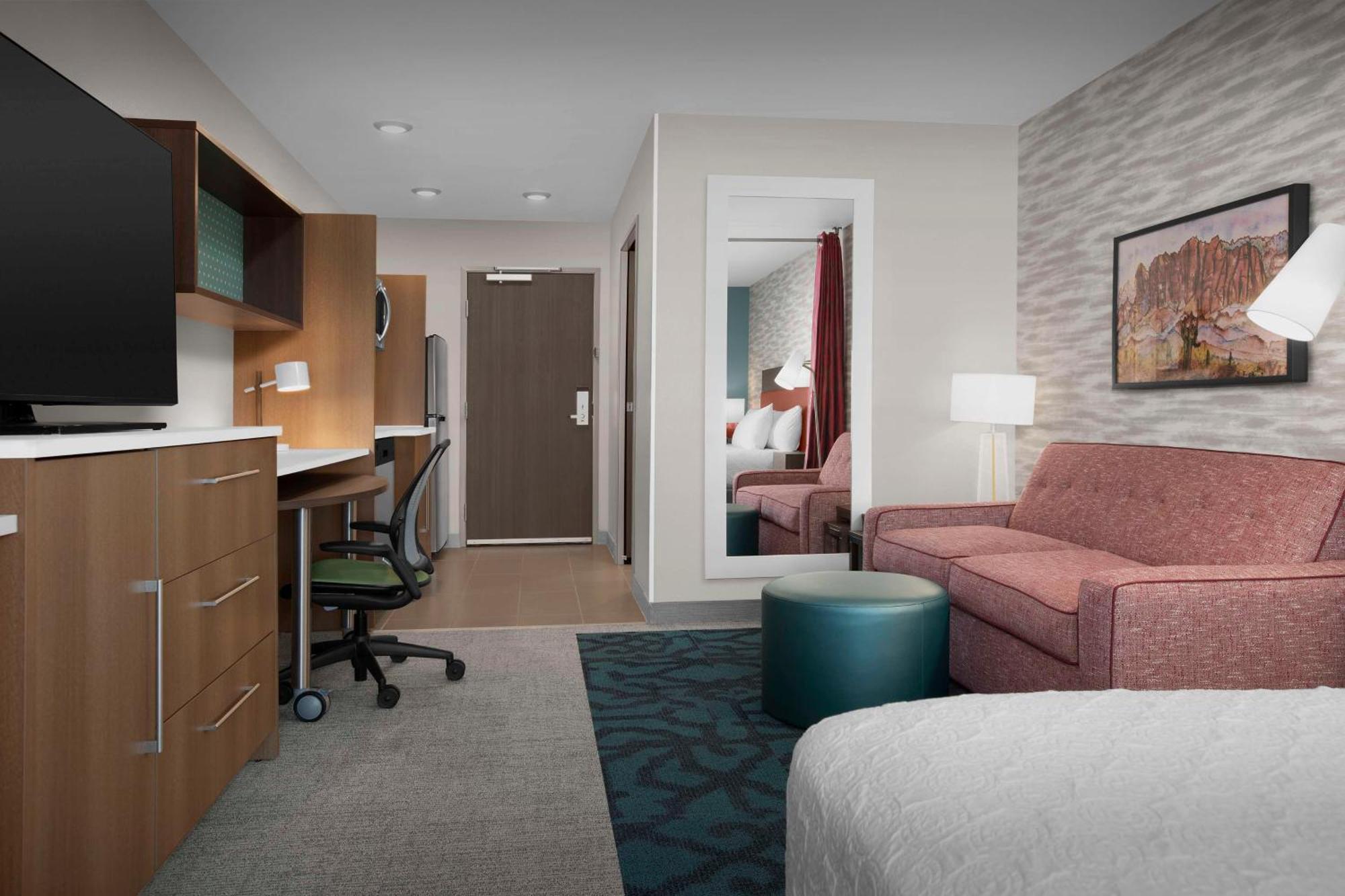King Studio Suite