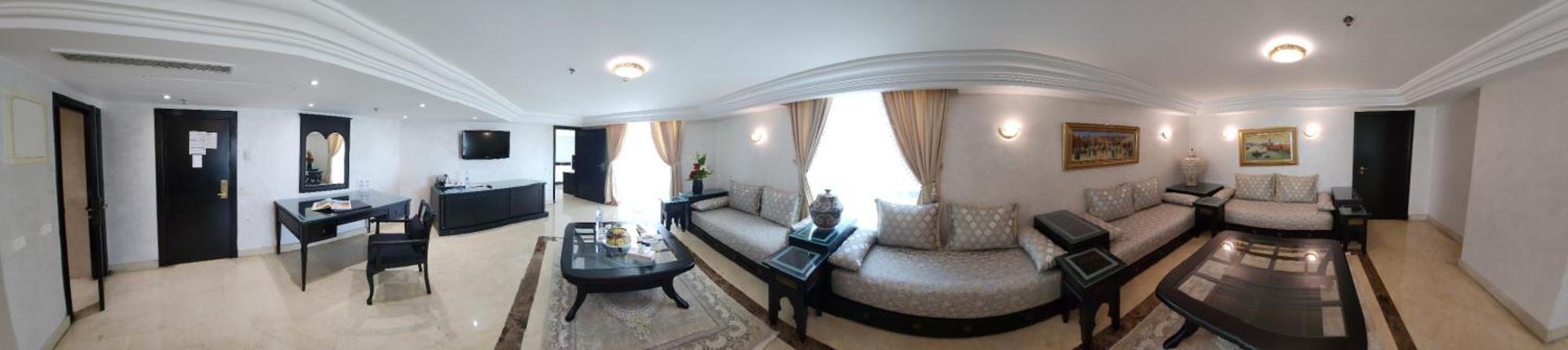 Deluxe Suite