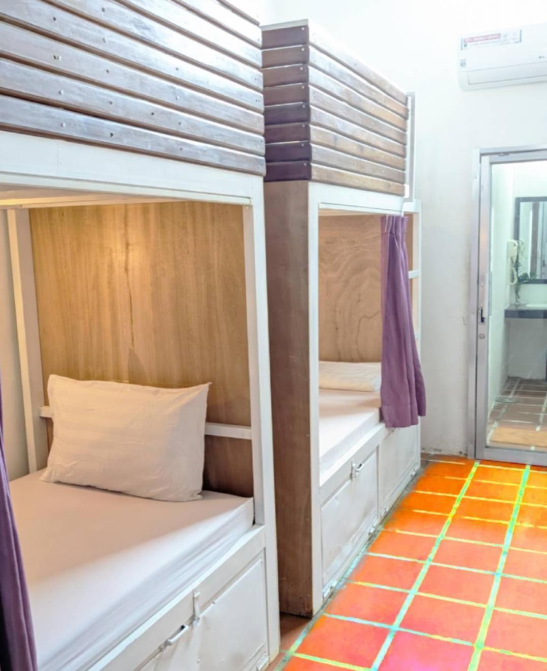 Bed in 10-Bed Mixed Dormitory Room