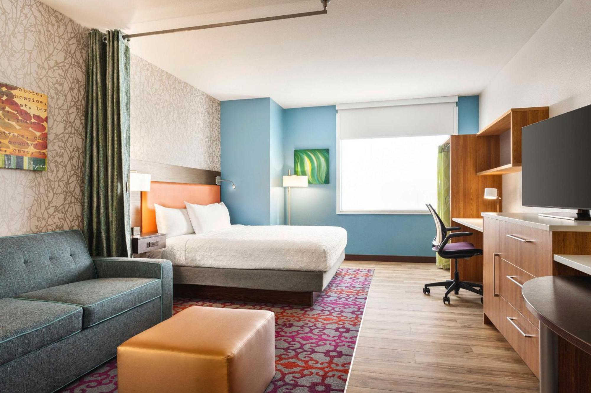 King Studio Suite - Non-Smoking