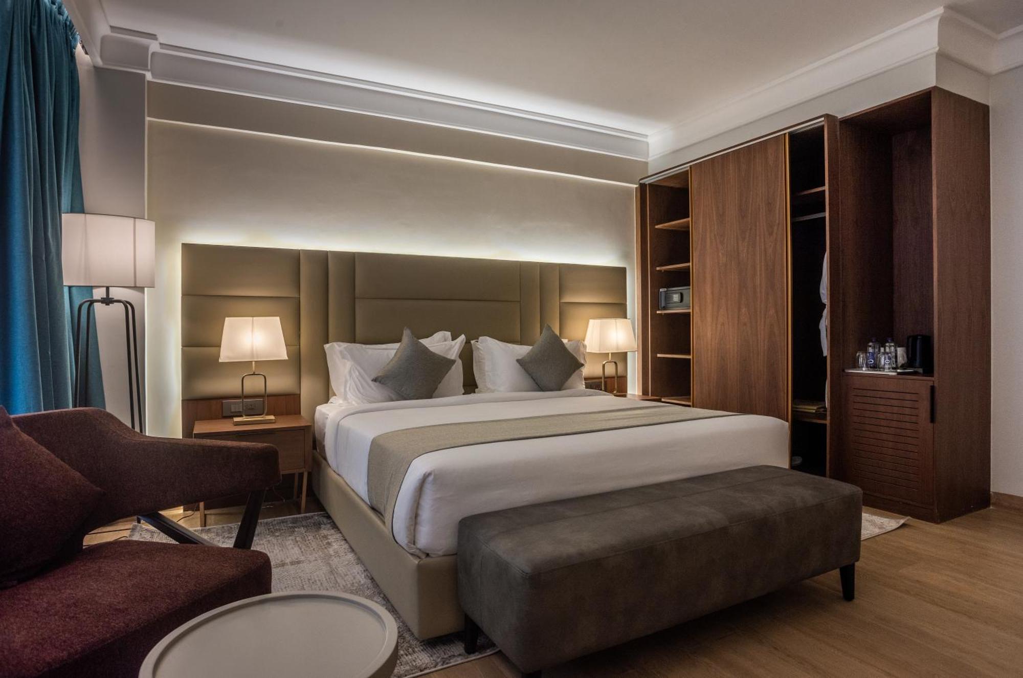 Deluxe Double Room with Balcony