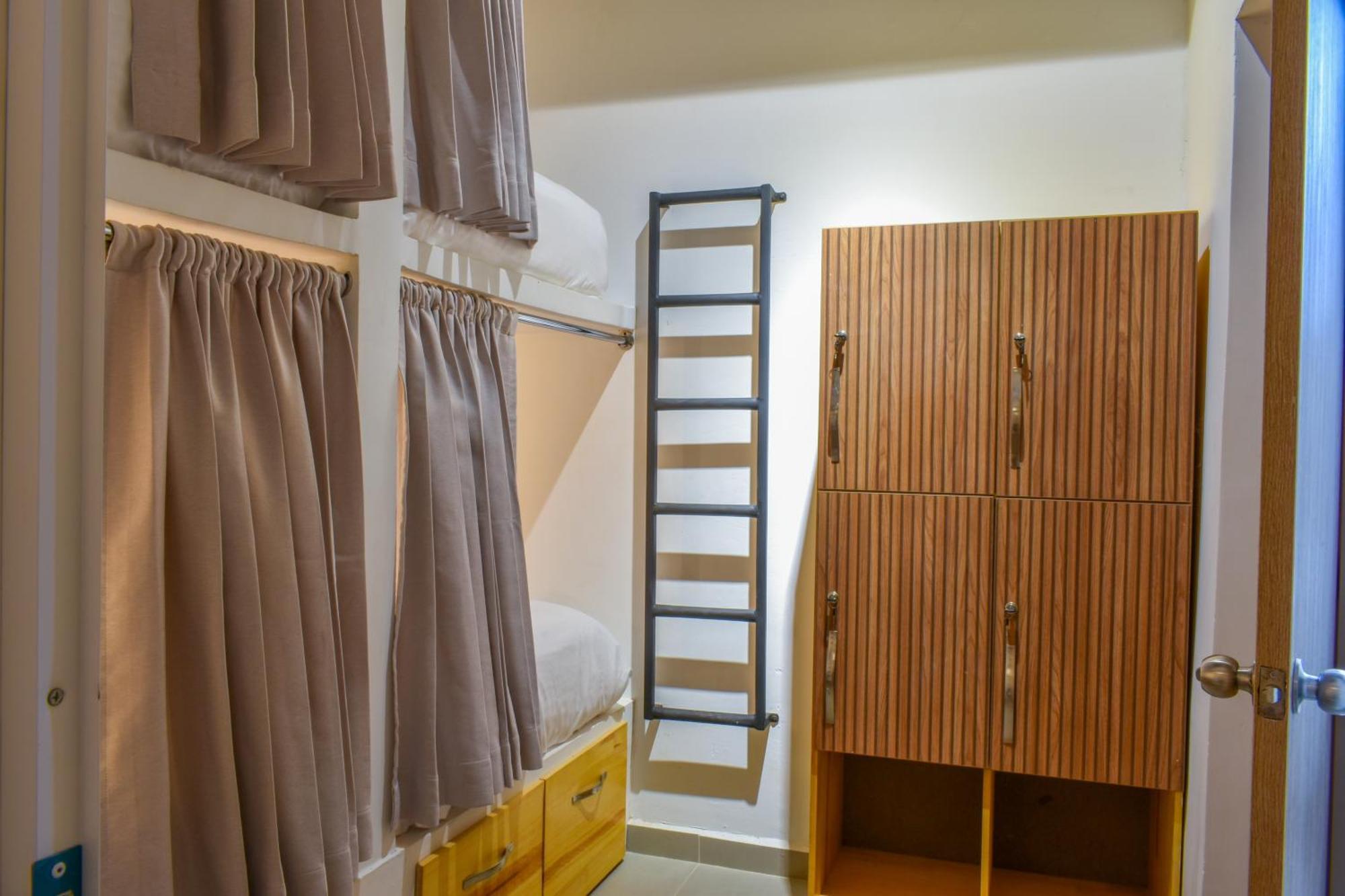 Bed in 4-Bed Mixed Dormitory Room