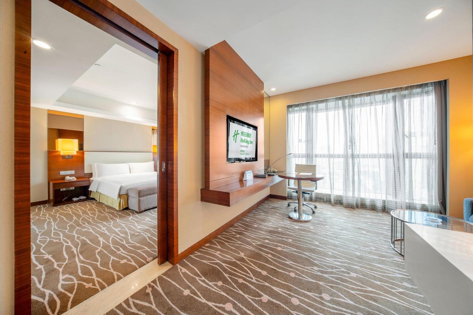 One-Bedroom Suite - Smoking