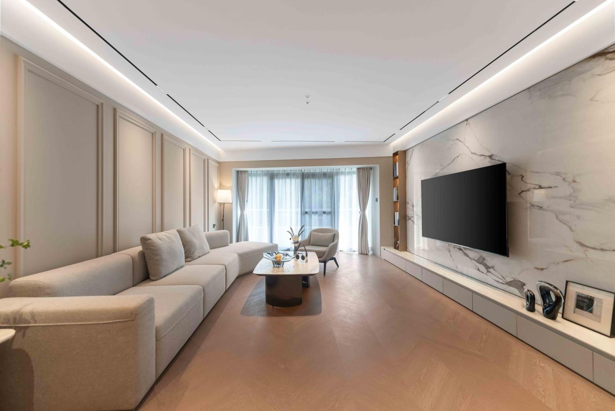 Two-Bedroom Deluxe Apartment with Balcony