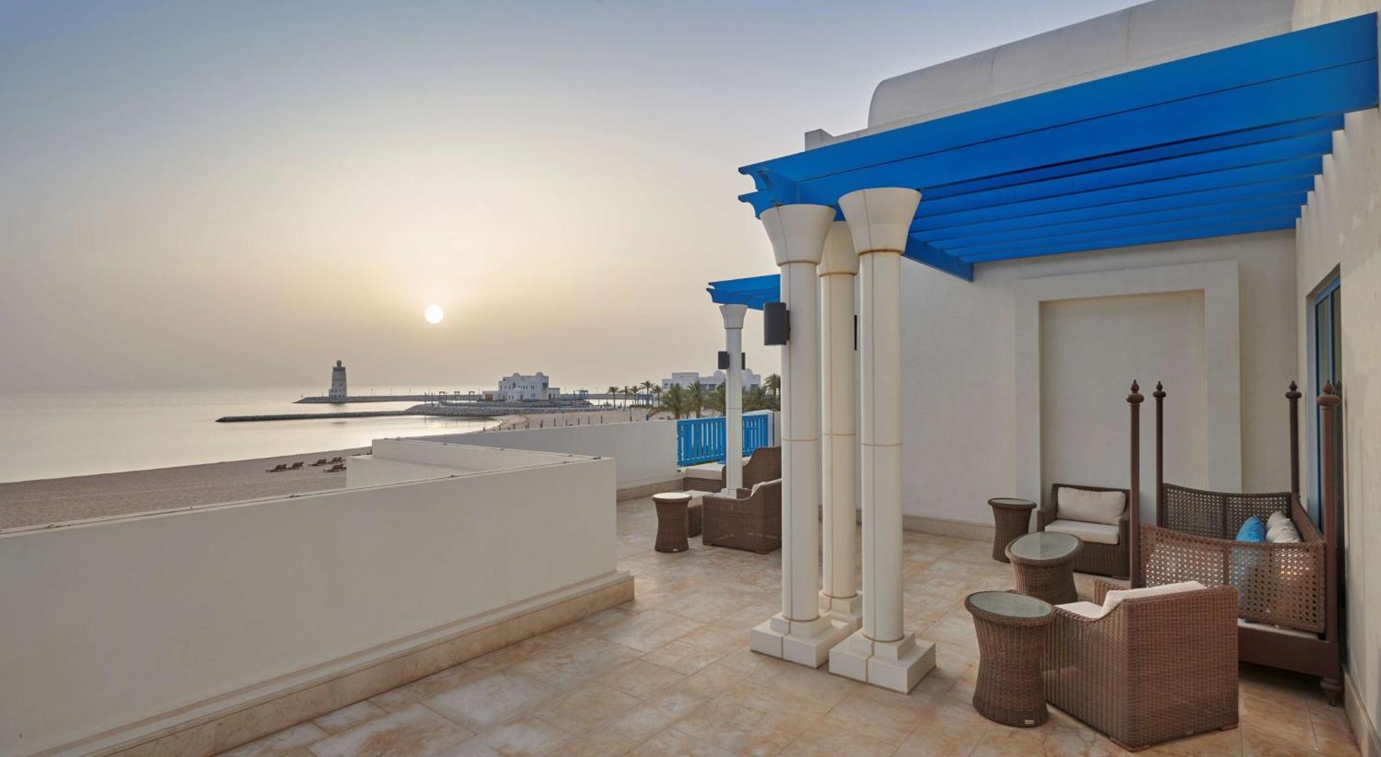 Two-Bedroom Suite with Sea View - Waterpark Access