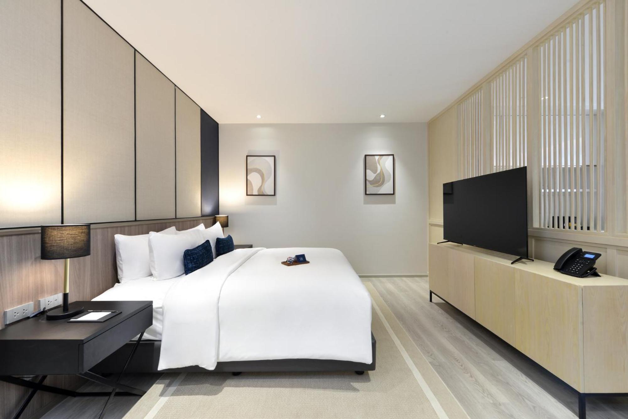Executive Suite