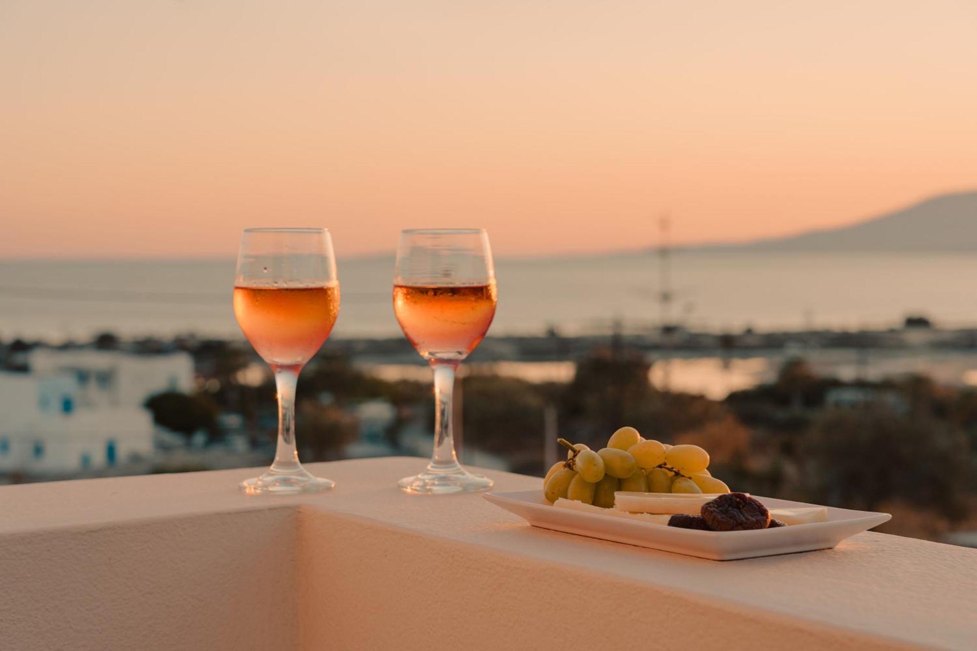 Grand Spa Sea View Suite Private Jacuzzi