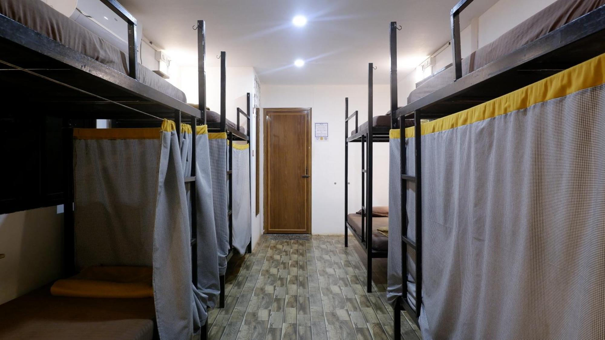 Bed in 8-Bed Mixed Dormitory Room