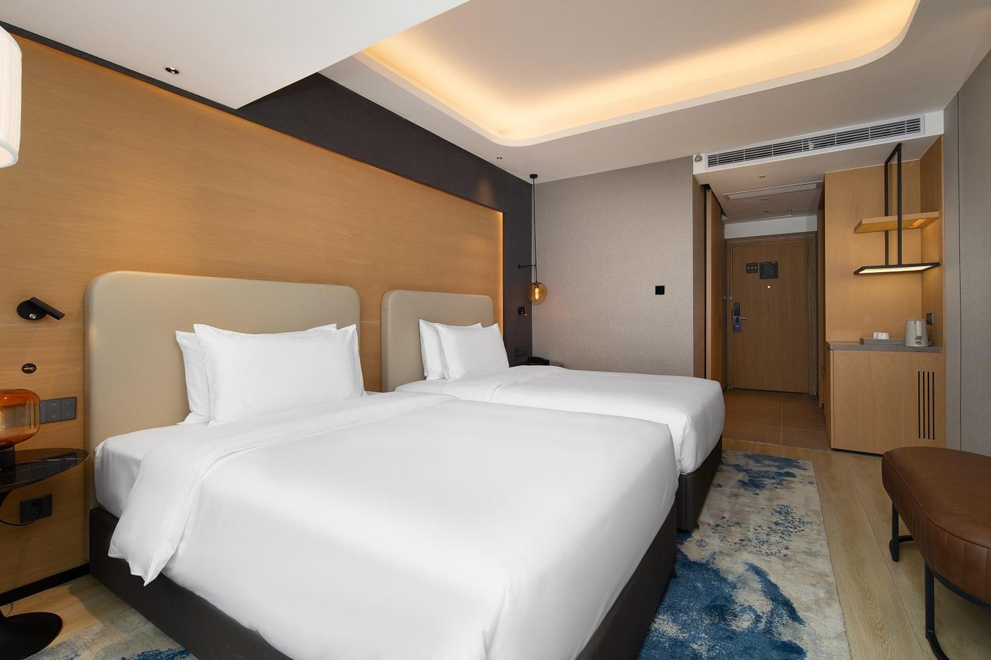 Prefer Twin Room