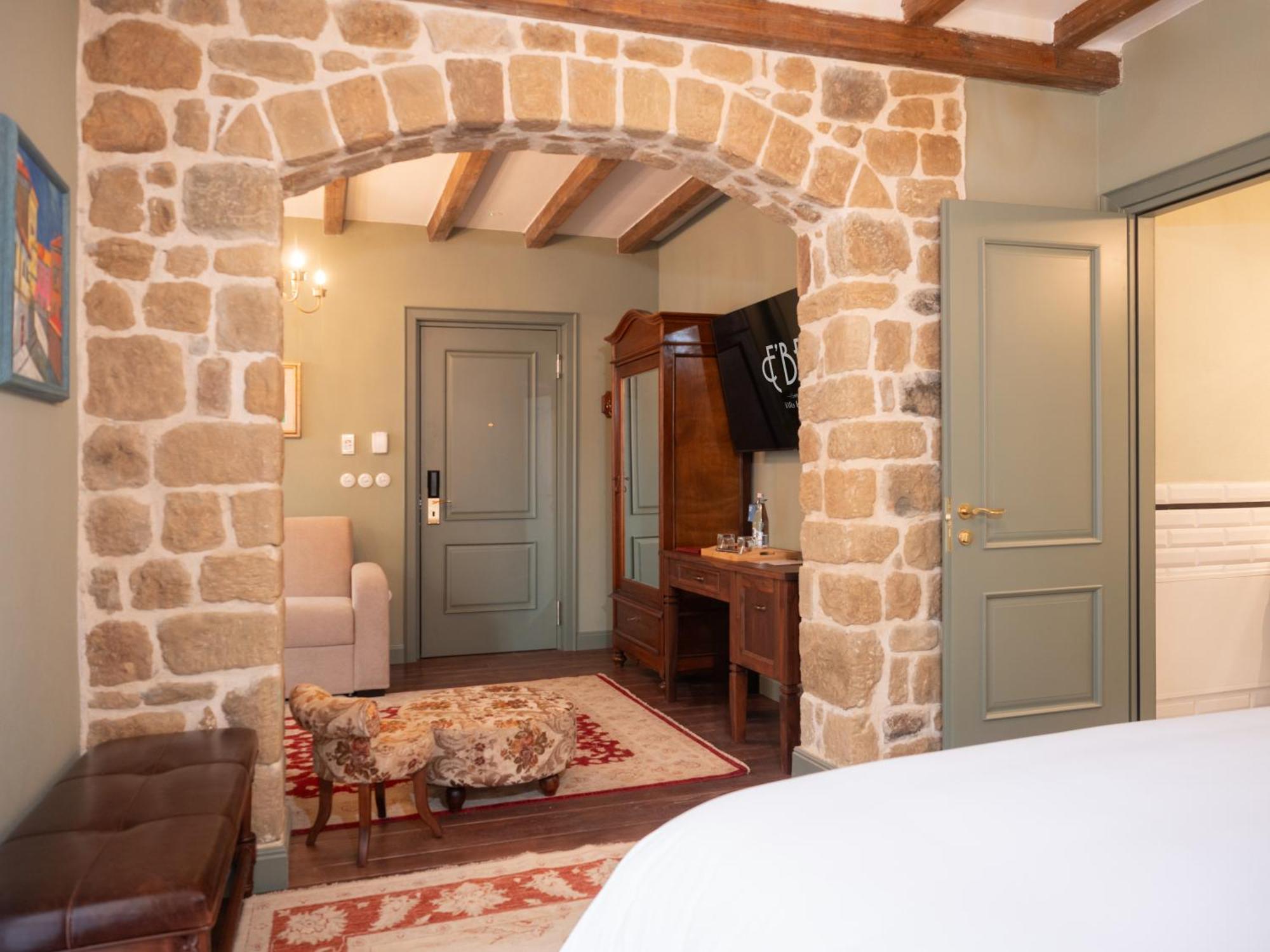 Suite with Balcony