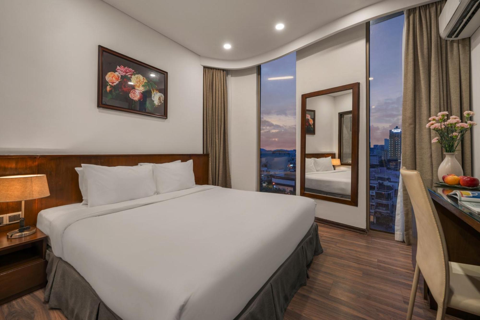 Executive City View