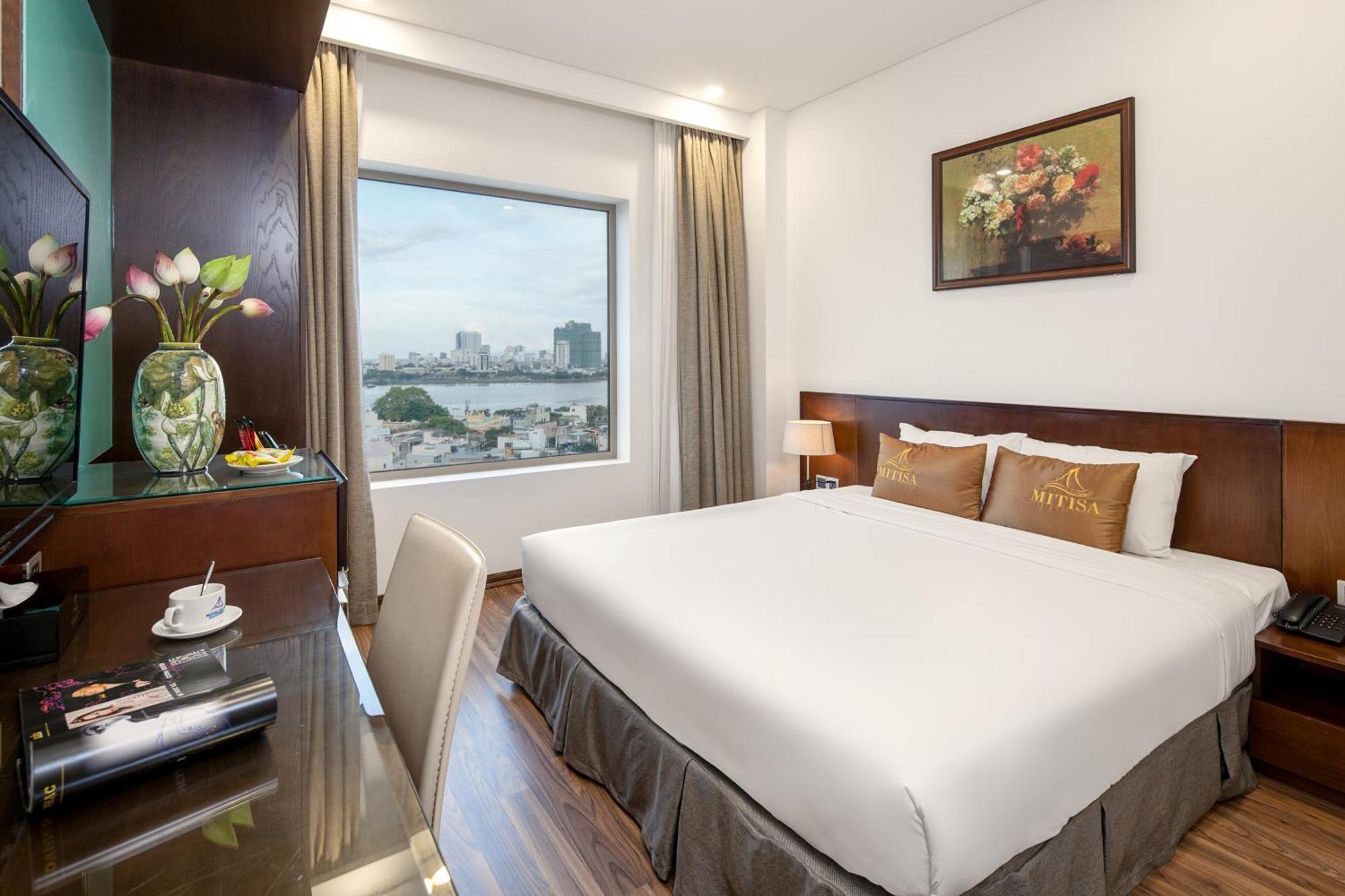Deluxe Double Room with River View