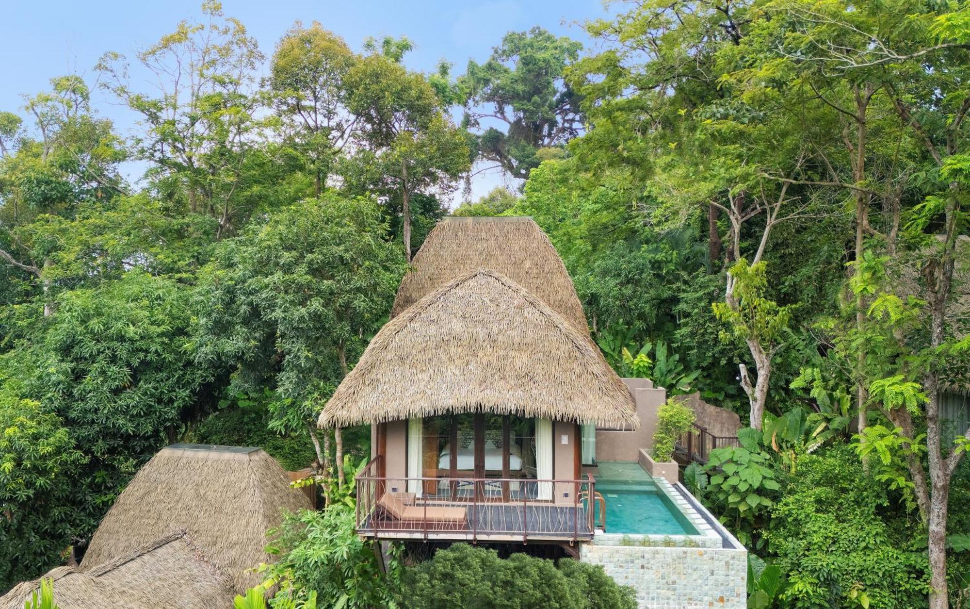 Clay Cottage with Private Pool